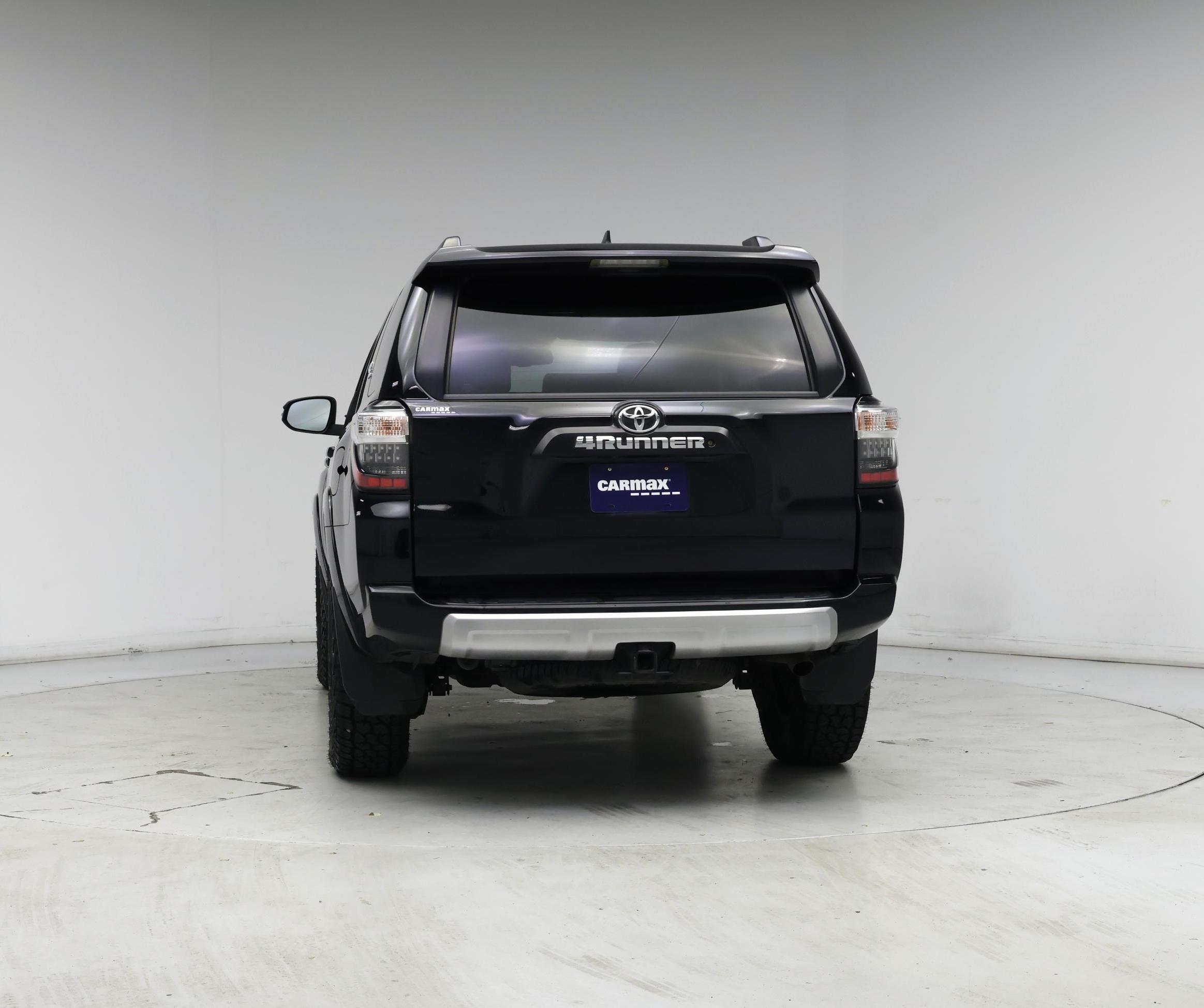 Thumbnail: 2019 Toyota 4Runner - 6