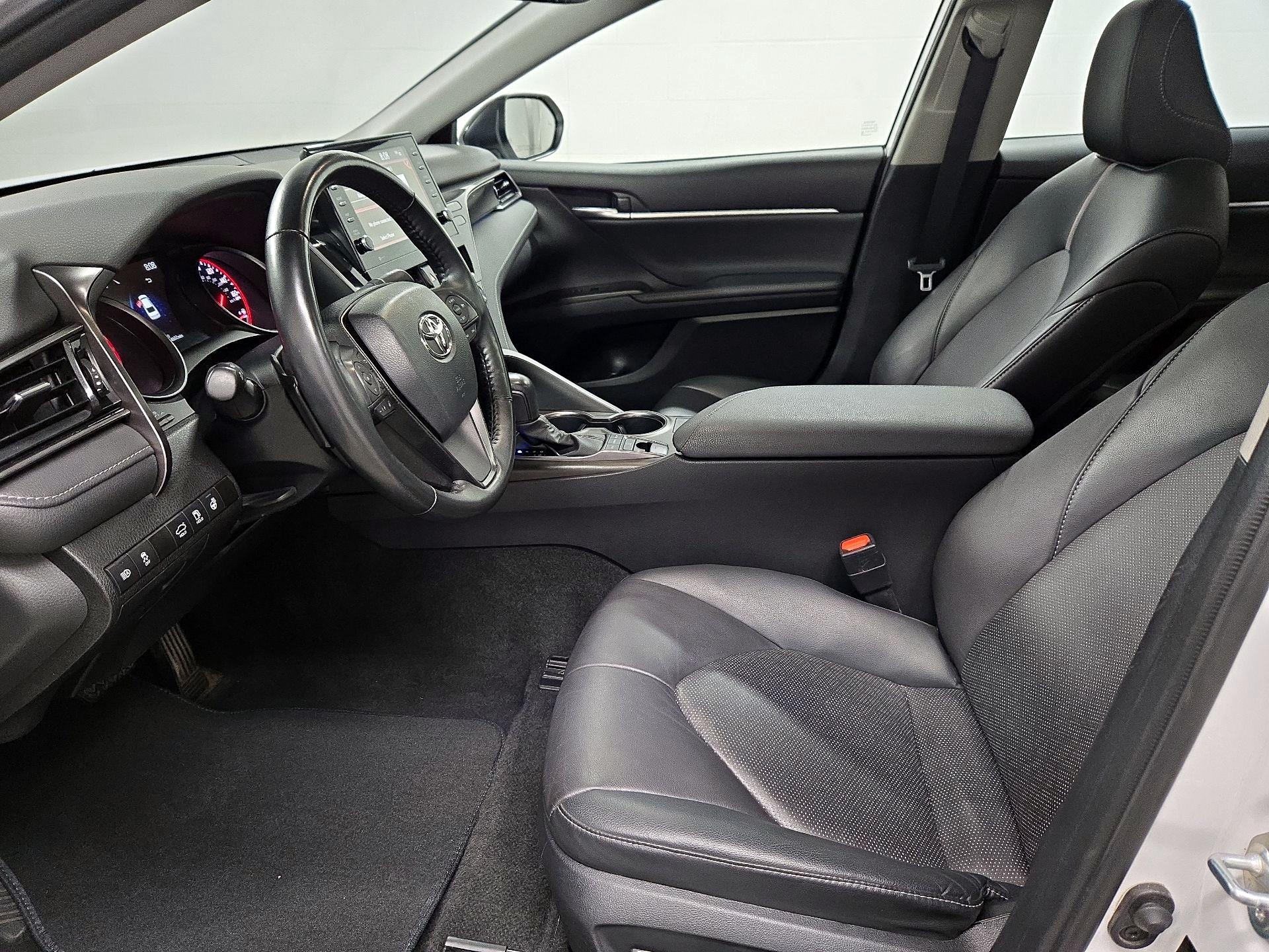 Thumbnail: 2023 Toyota Camry - 11