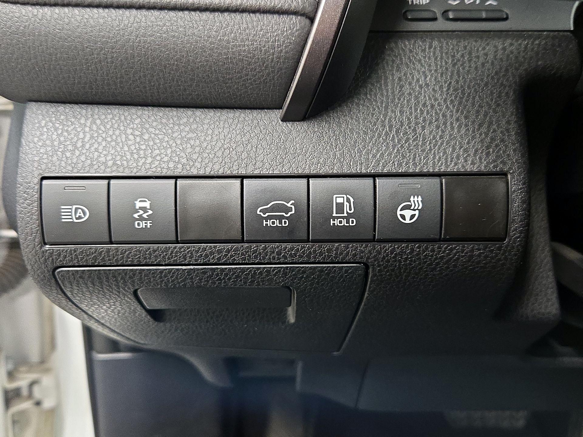 Thumbnail: 2023 Toyota Camry - 13