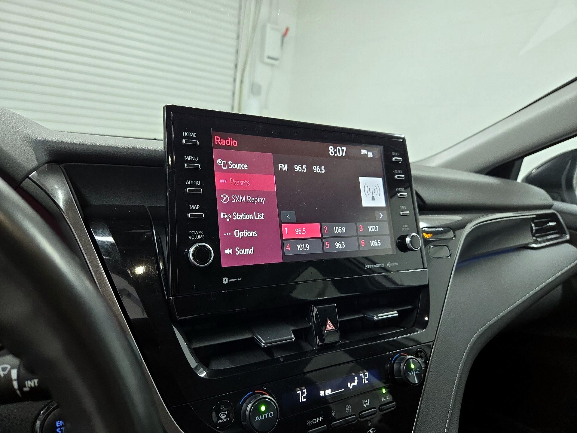 Thumbnail: 2023 Toyota Camry - 15