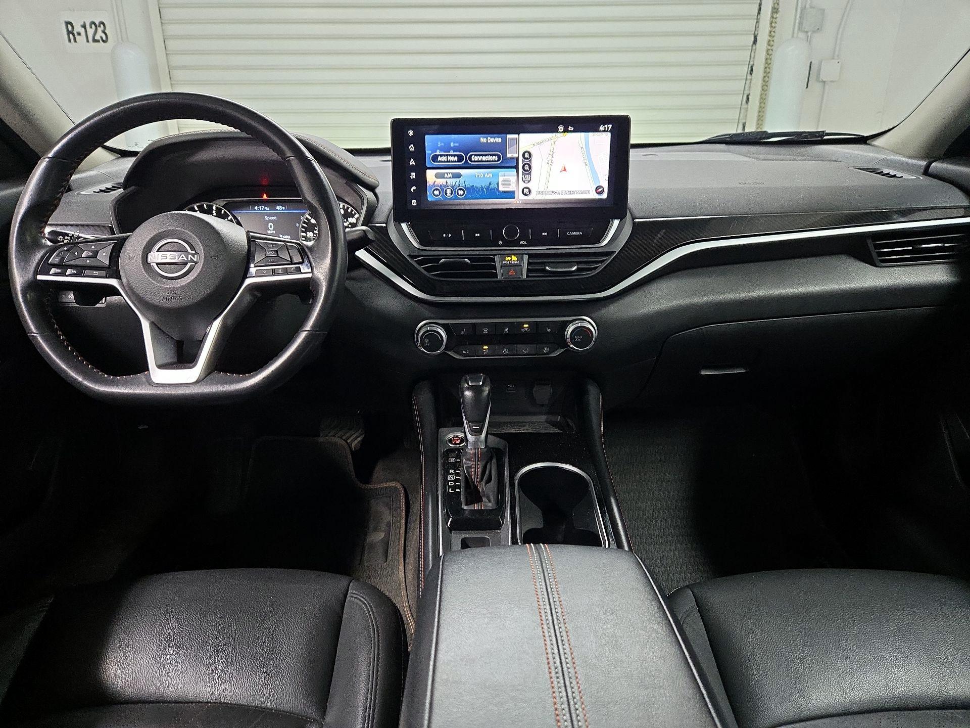 Thumbnail: 2023 Nissan Altima - 9