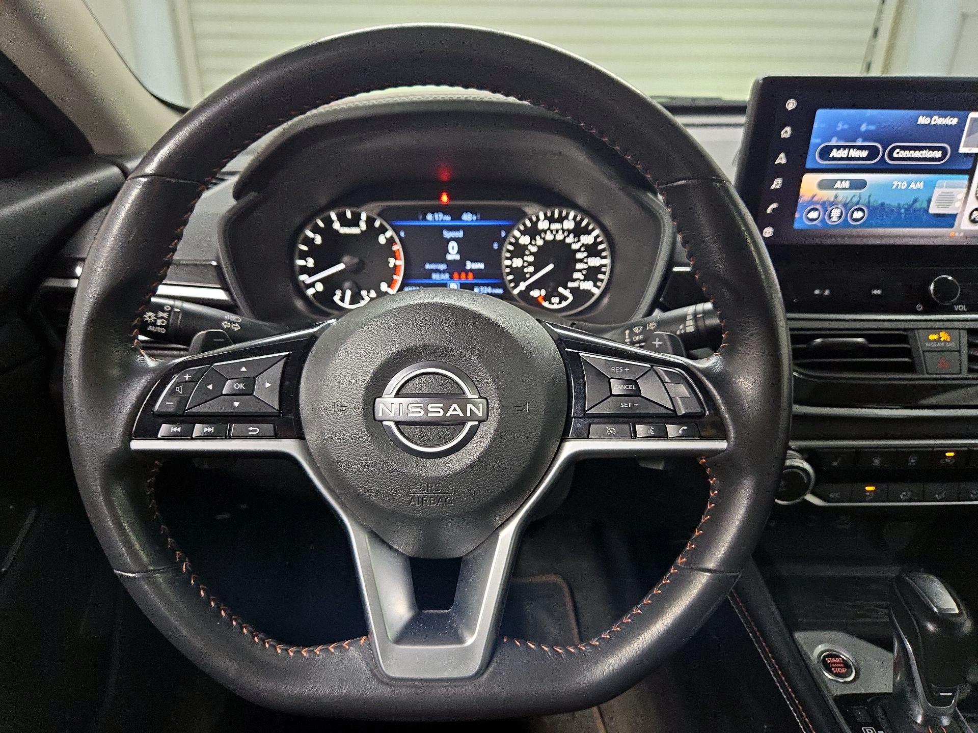 Thumbnail: 2023 Nissan Altima - 10