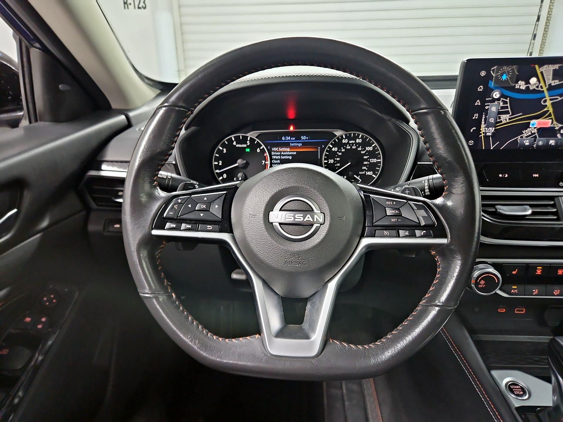 Thumbnail: 2023 Nissan Altima - 10