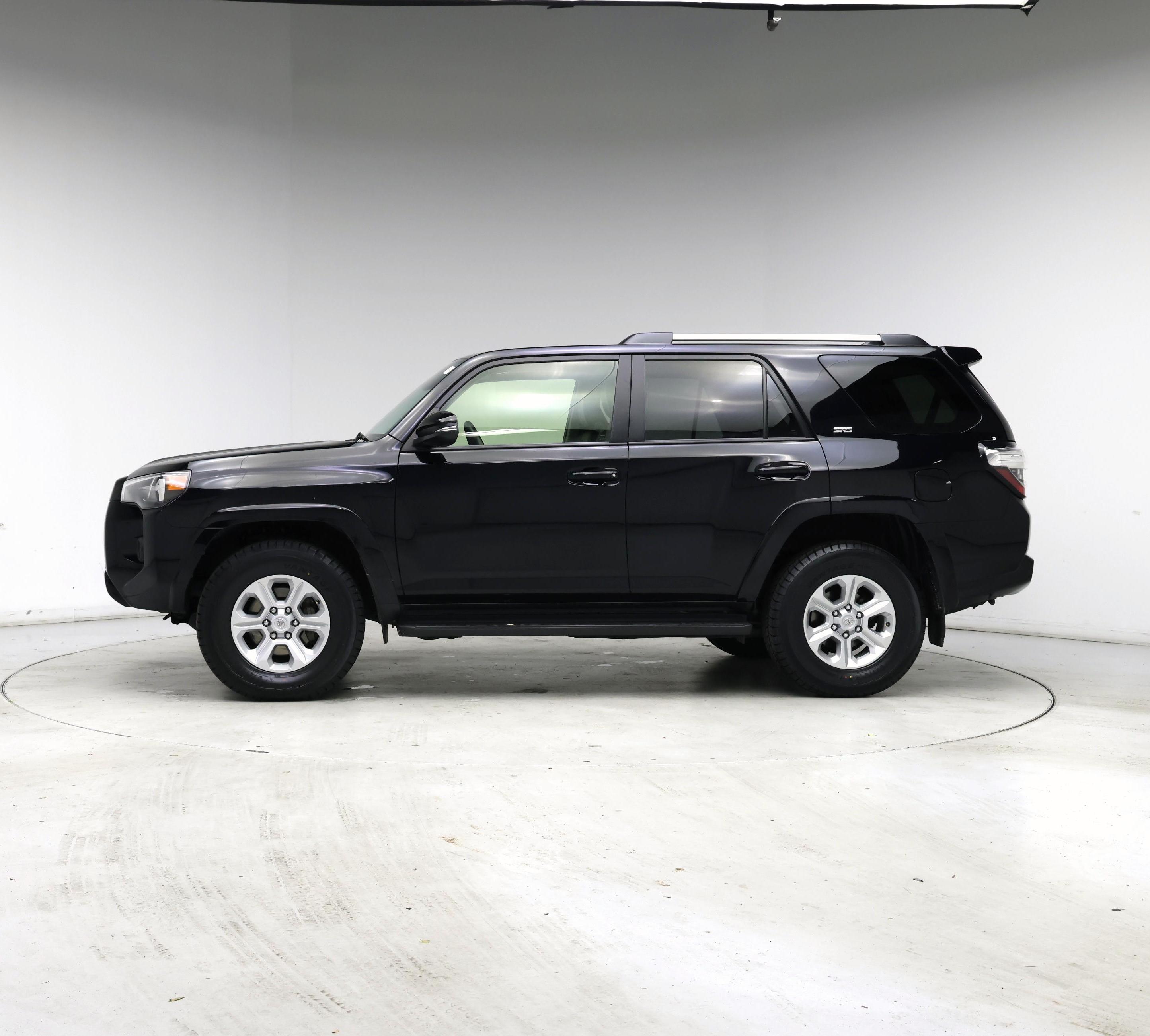 Thumbnail: 2024 Toyota 4Runner - 3