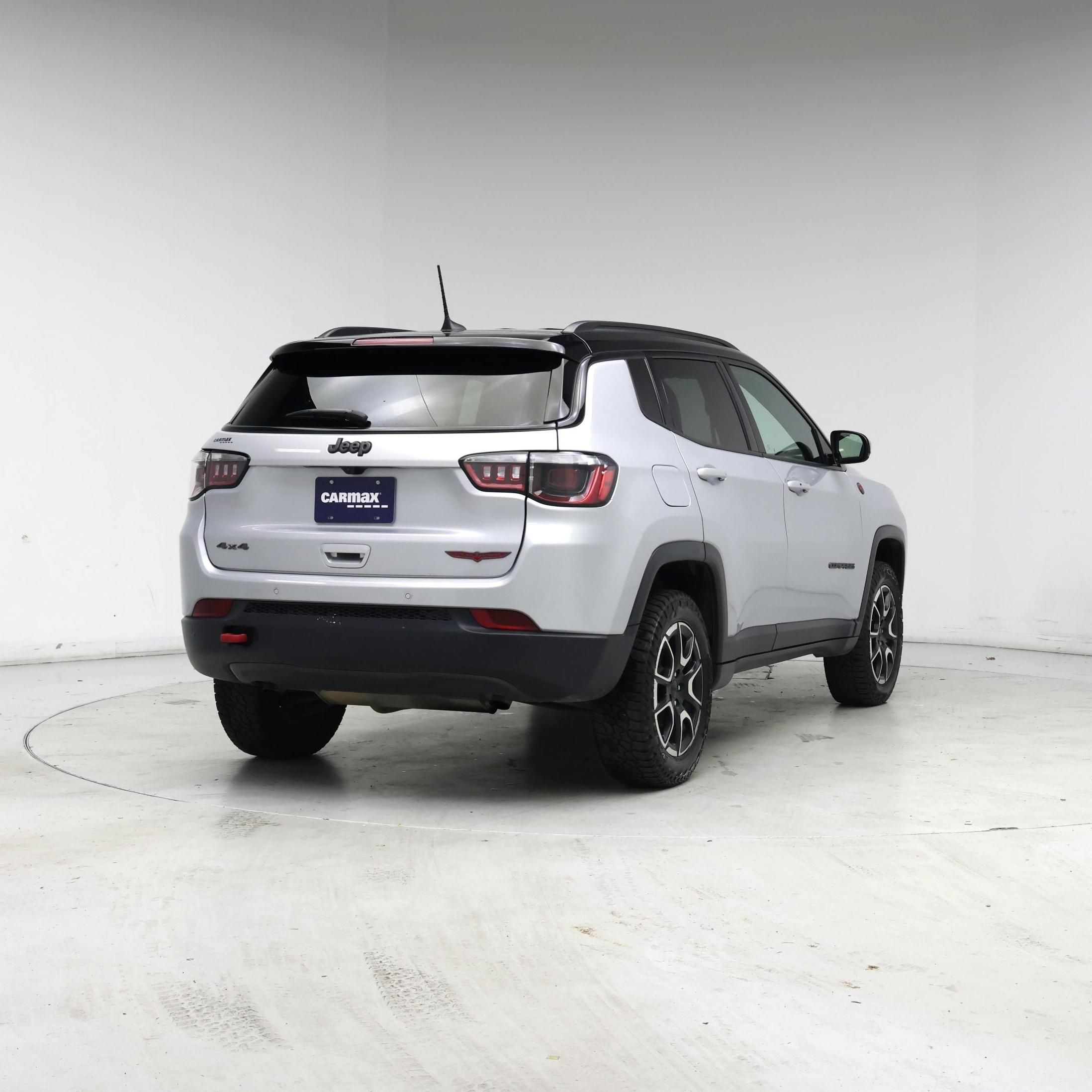 Thumbnail: 2024 Jeep Compass - 8