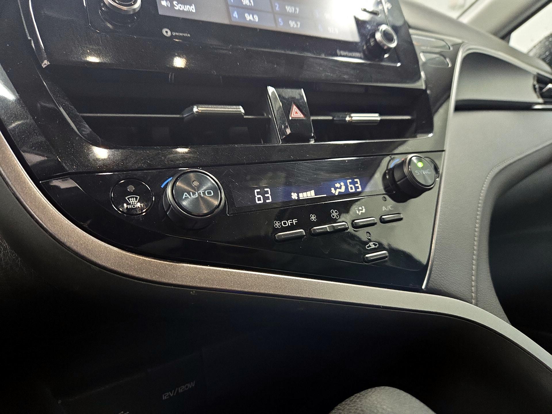 Thumbnail: 2023 Toyota Camry - 16