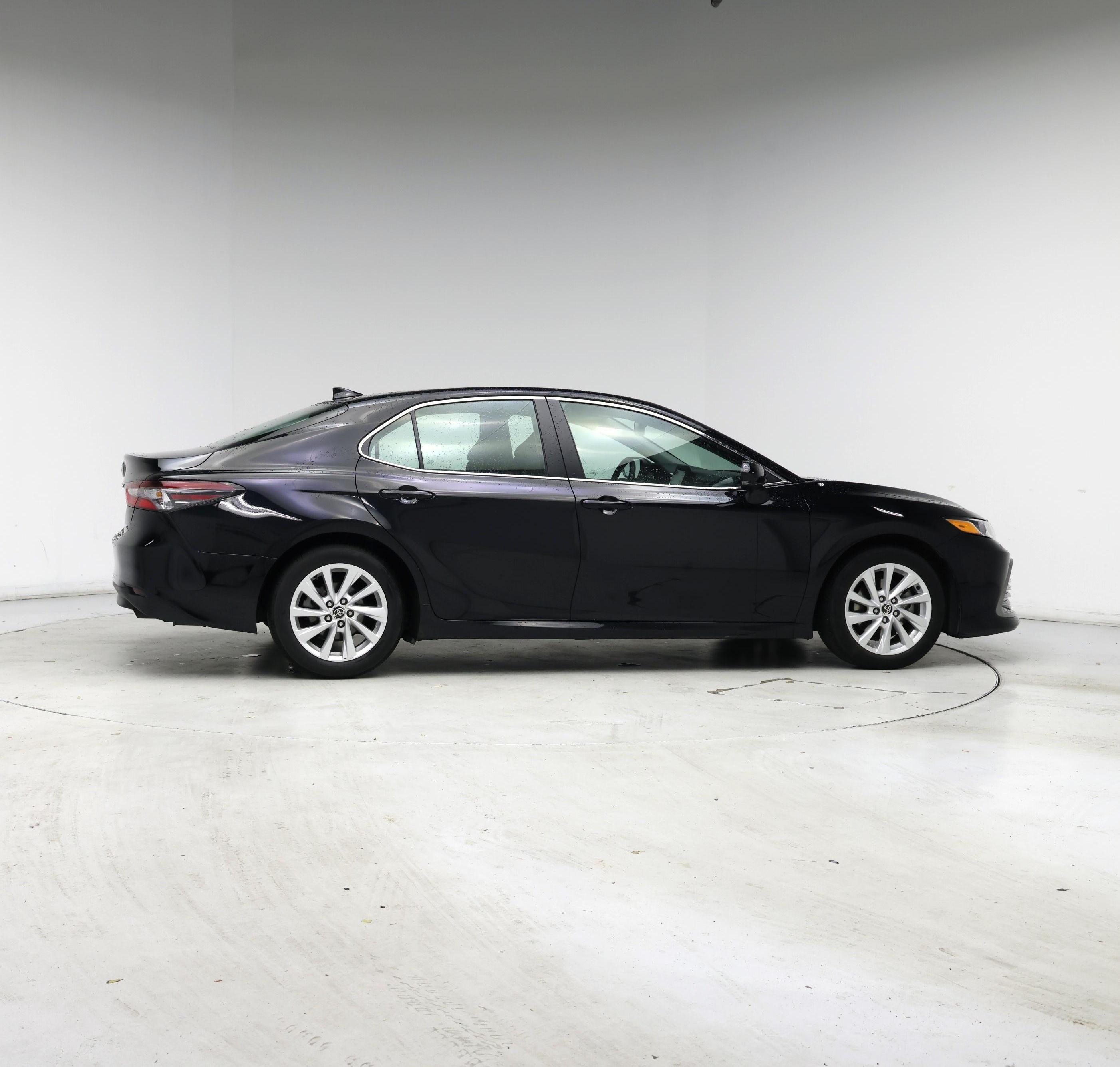 Thumbnail: 2023 Toyota Camry - 7