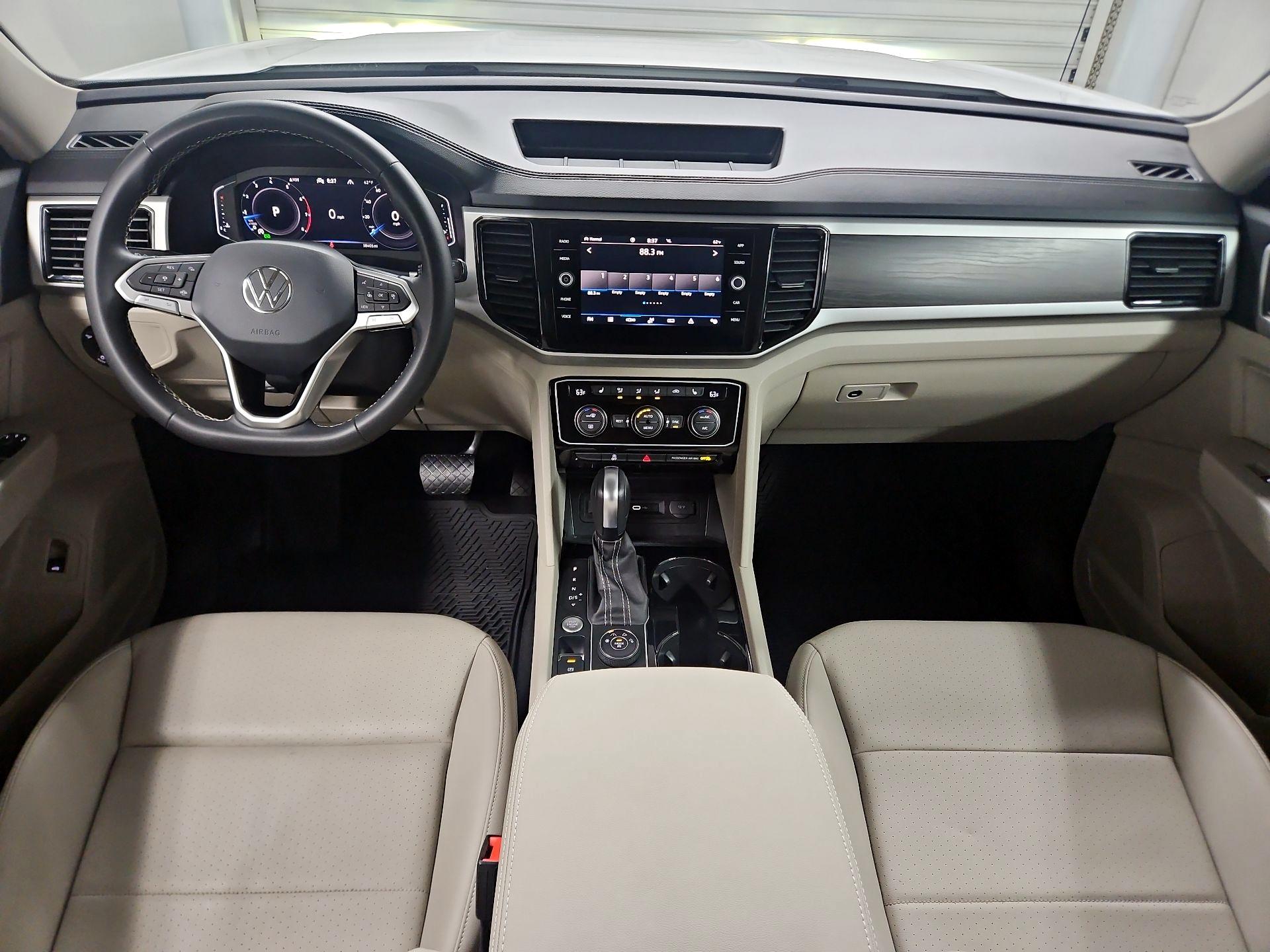 Thumbnail: 2023 Volkswagen Atlas - 9