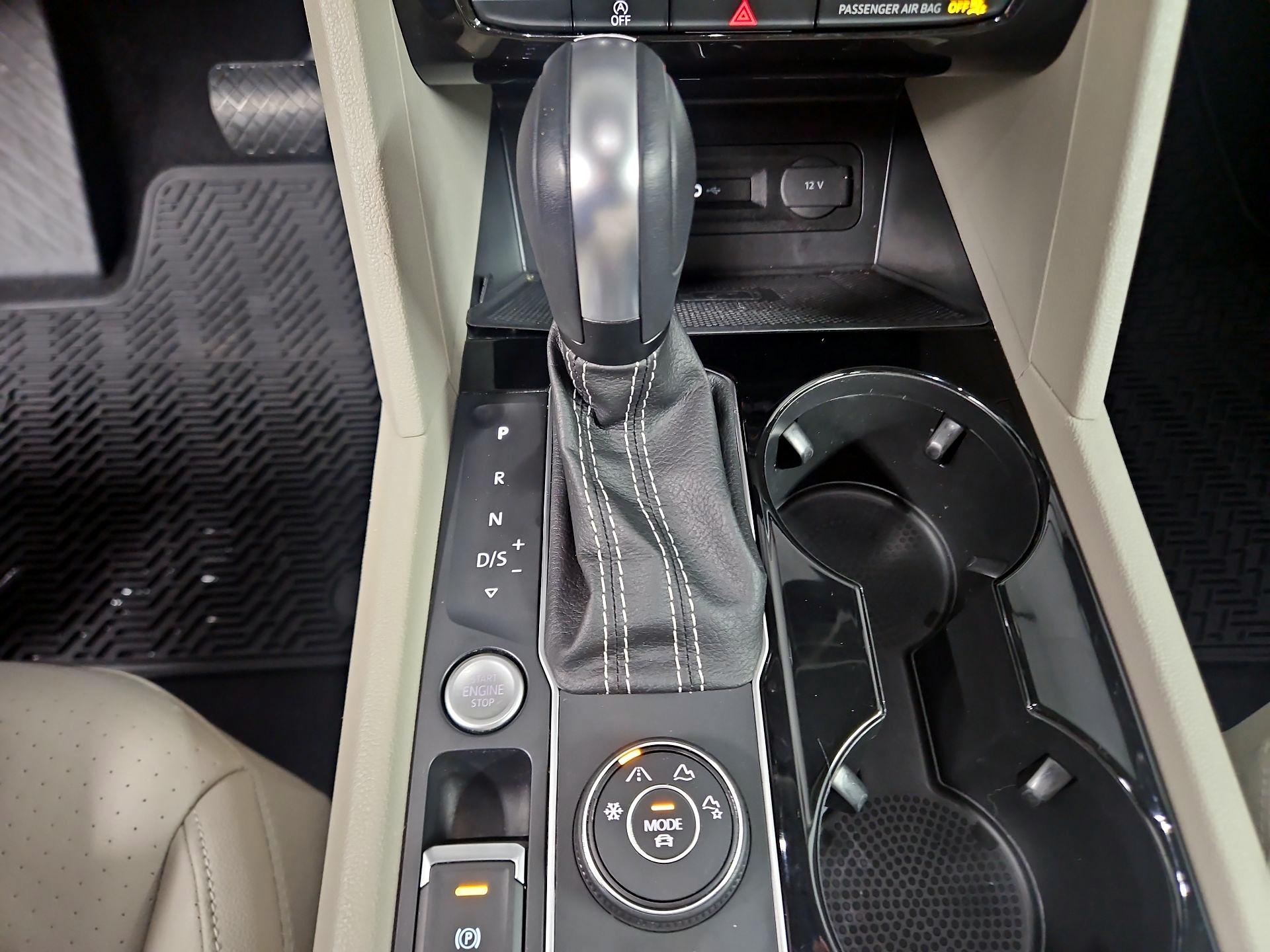 Thumbnail: 2023 Volkswagen Atlas - 17