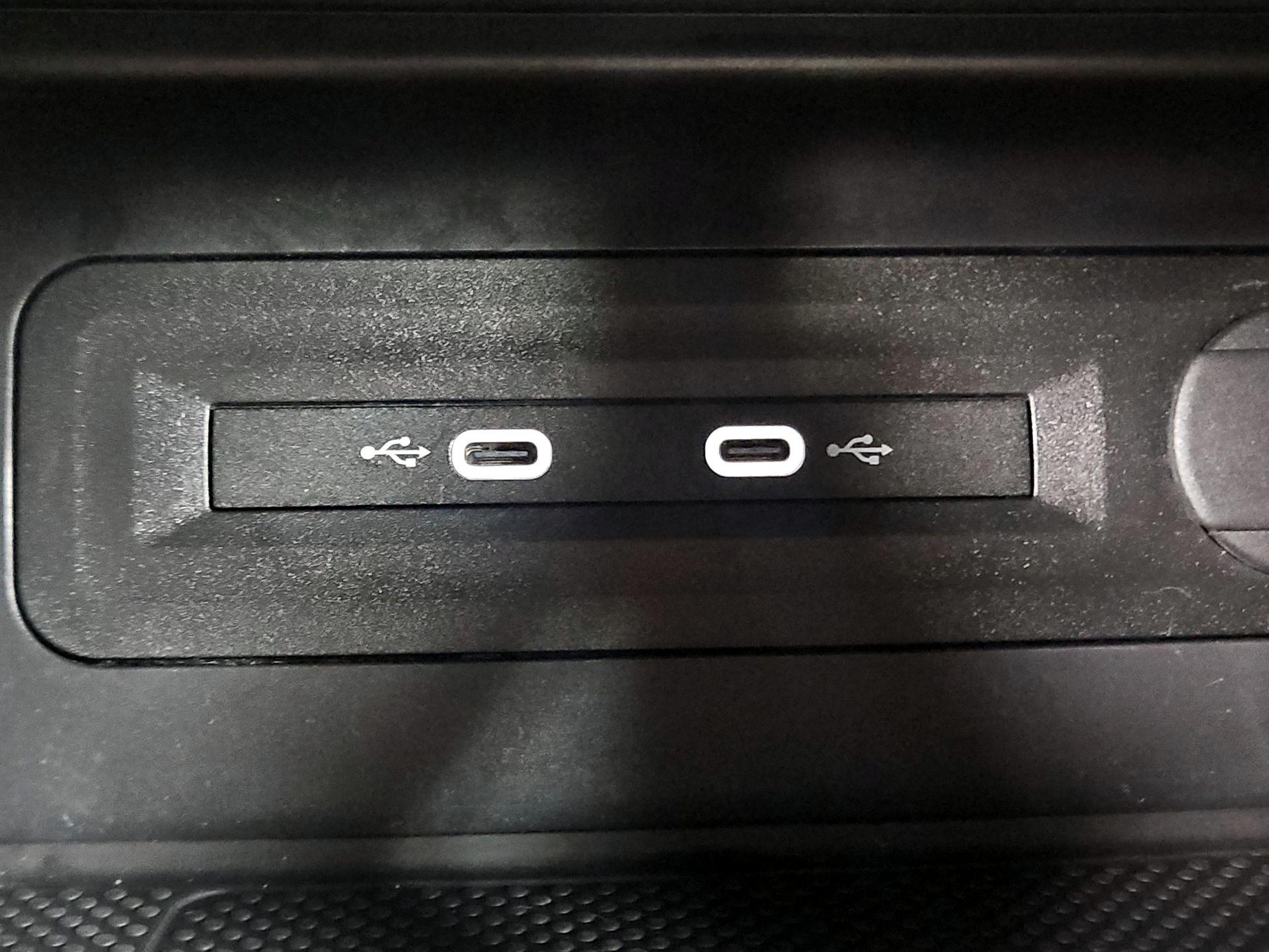 Thumbnail: 2023 Volkswagen Atlas - 18