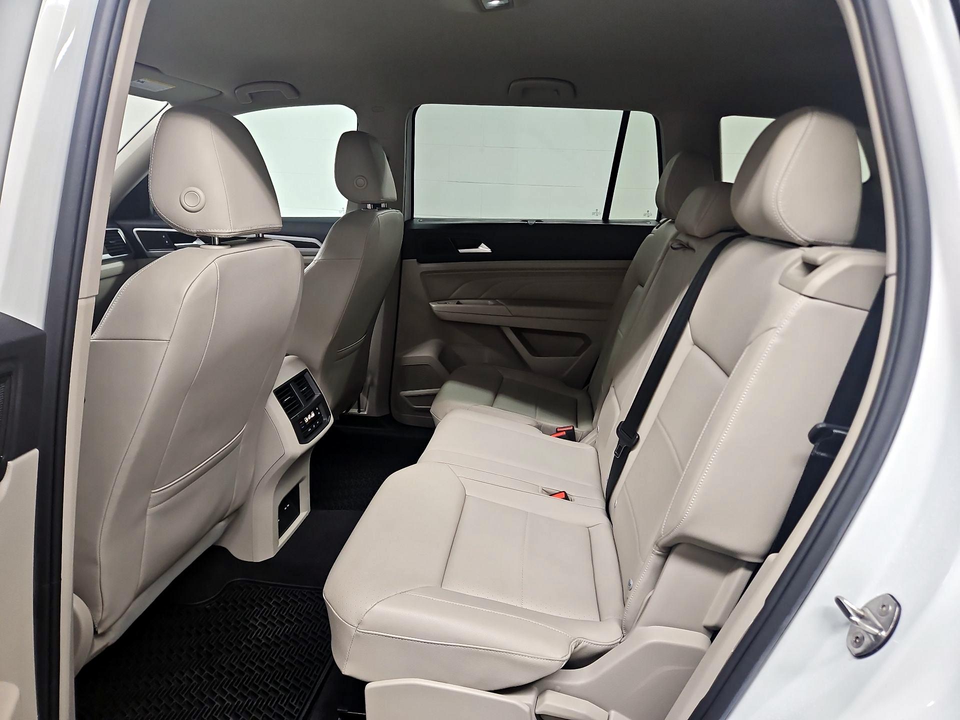 Thumbnail: 2023 Volkswagen Atlas - 19