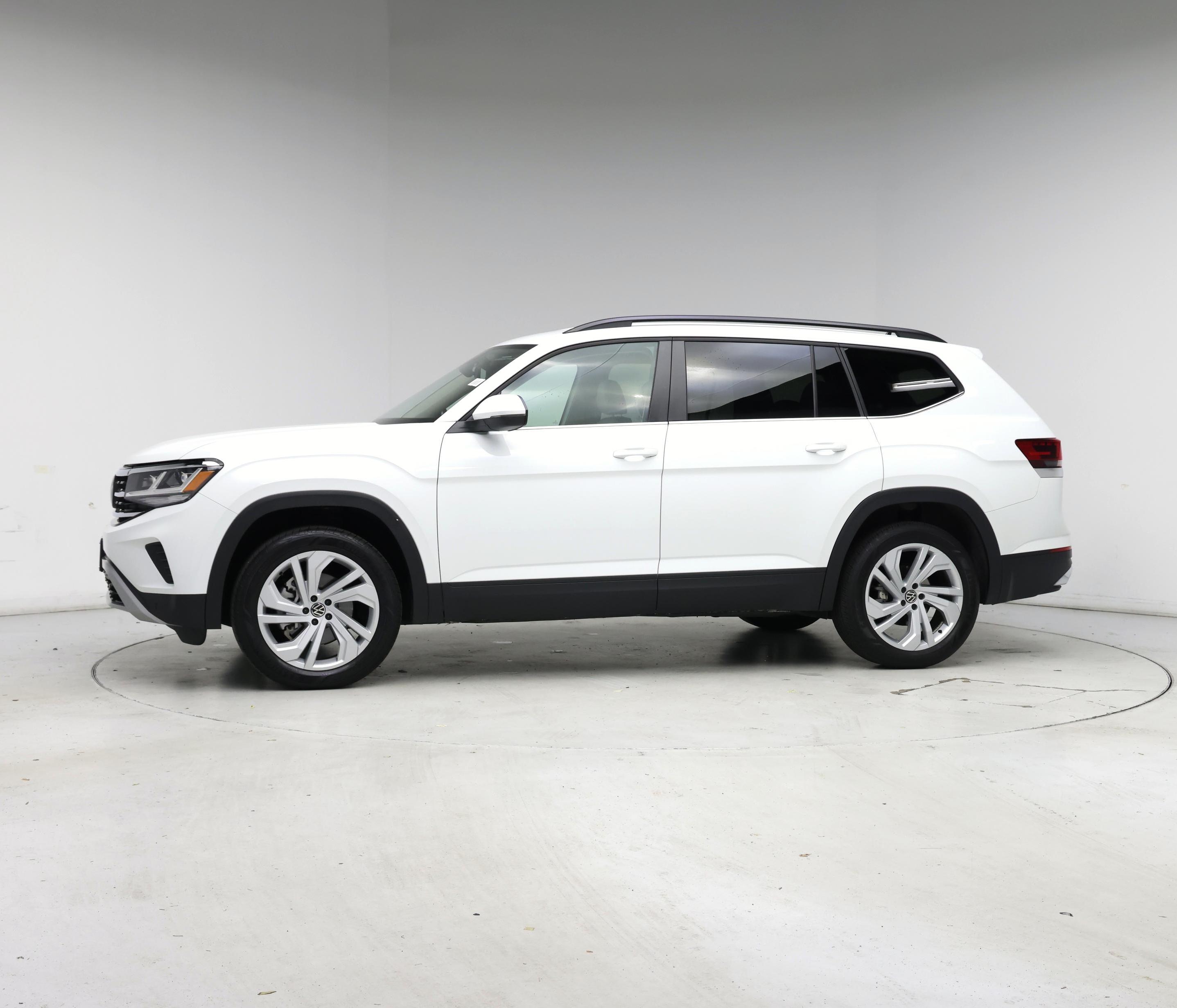 Thumbnail: 2023 Volkswagen Atlas - 3