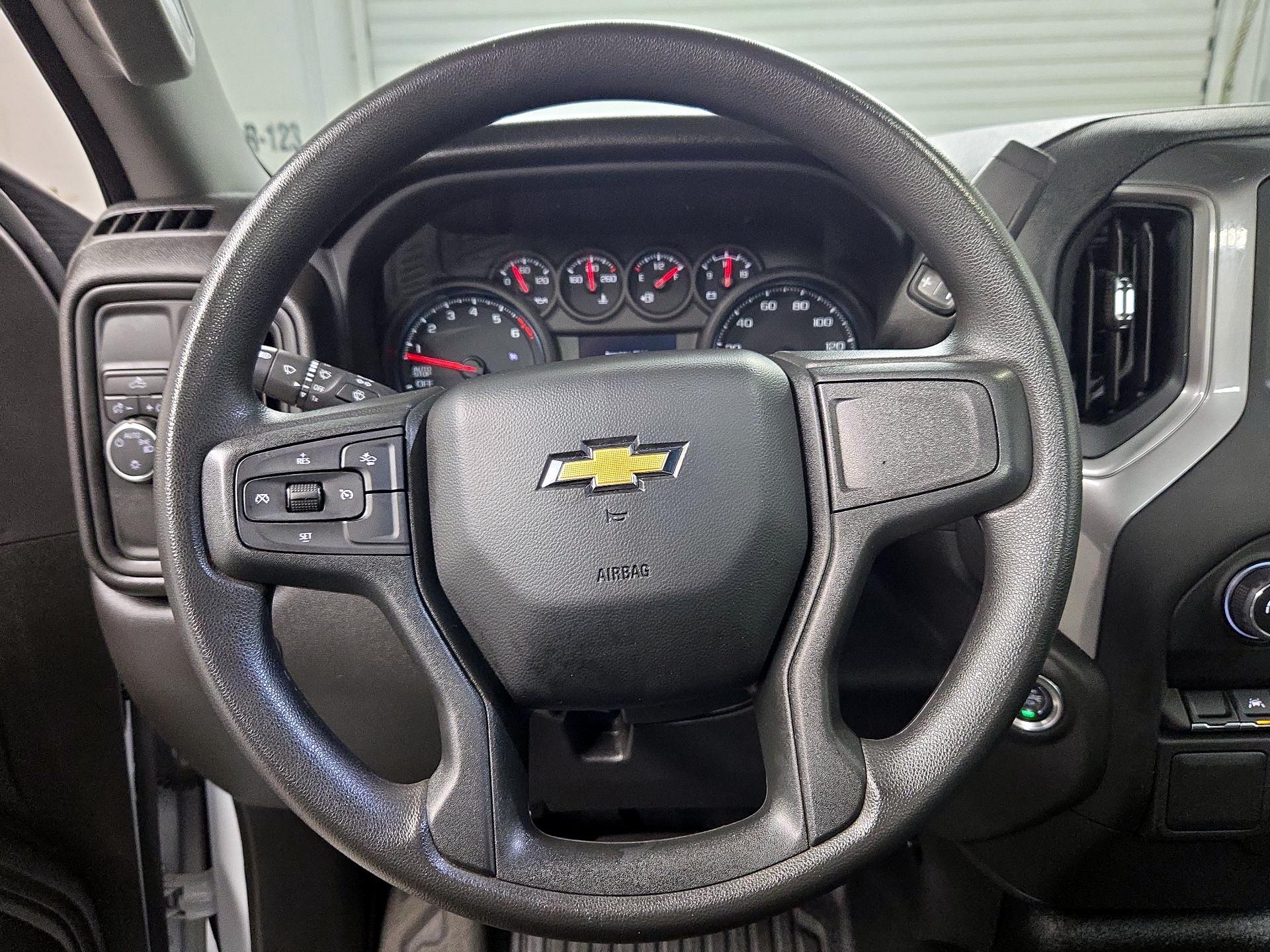 Thumbnail: 2024 Chevrolet Silverado 1500 - 10