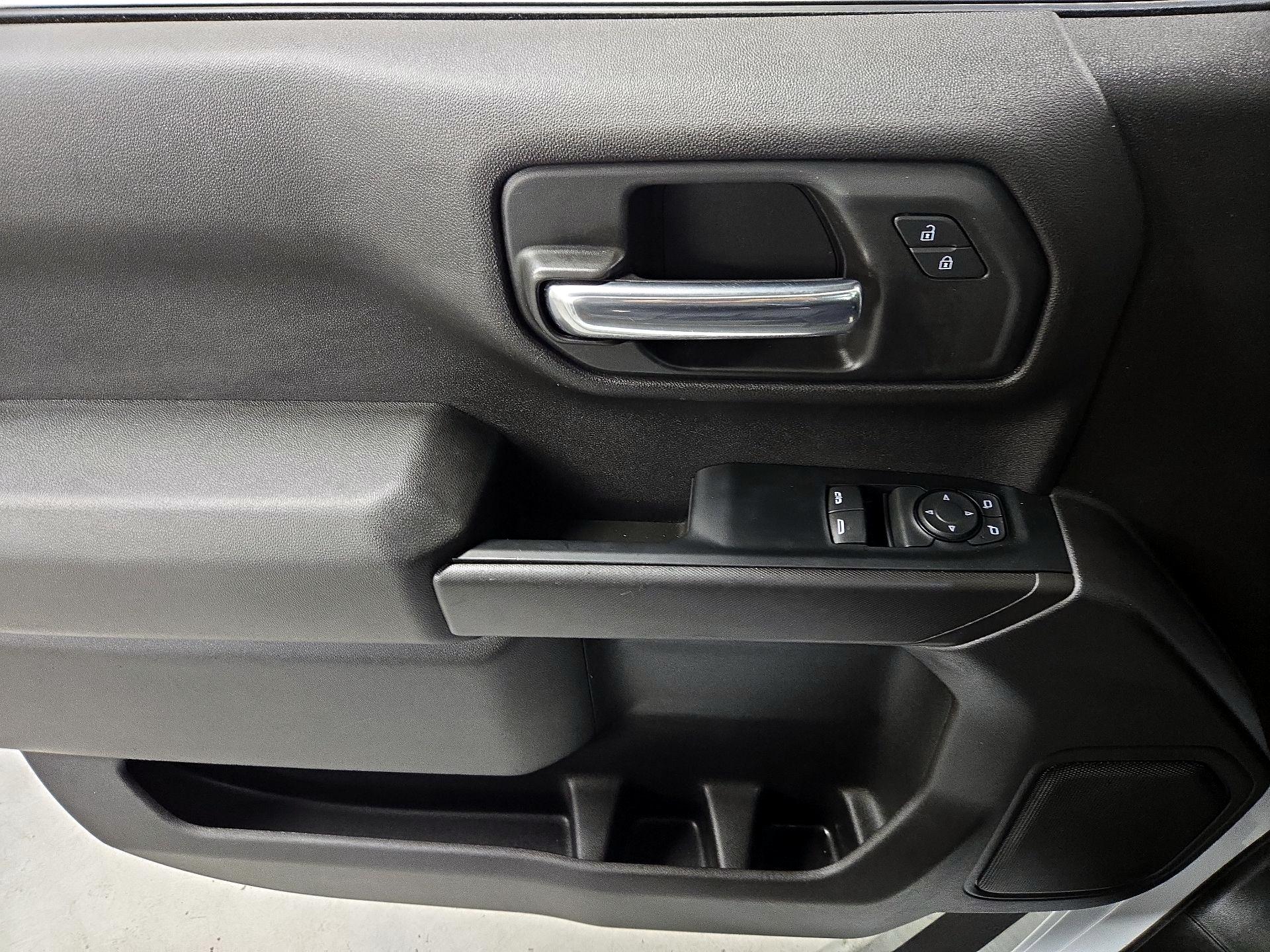 Thumbnail: 2024 Chevrolet Silverado 1500 - 12