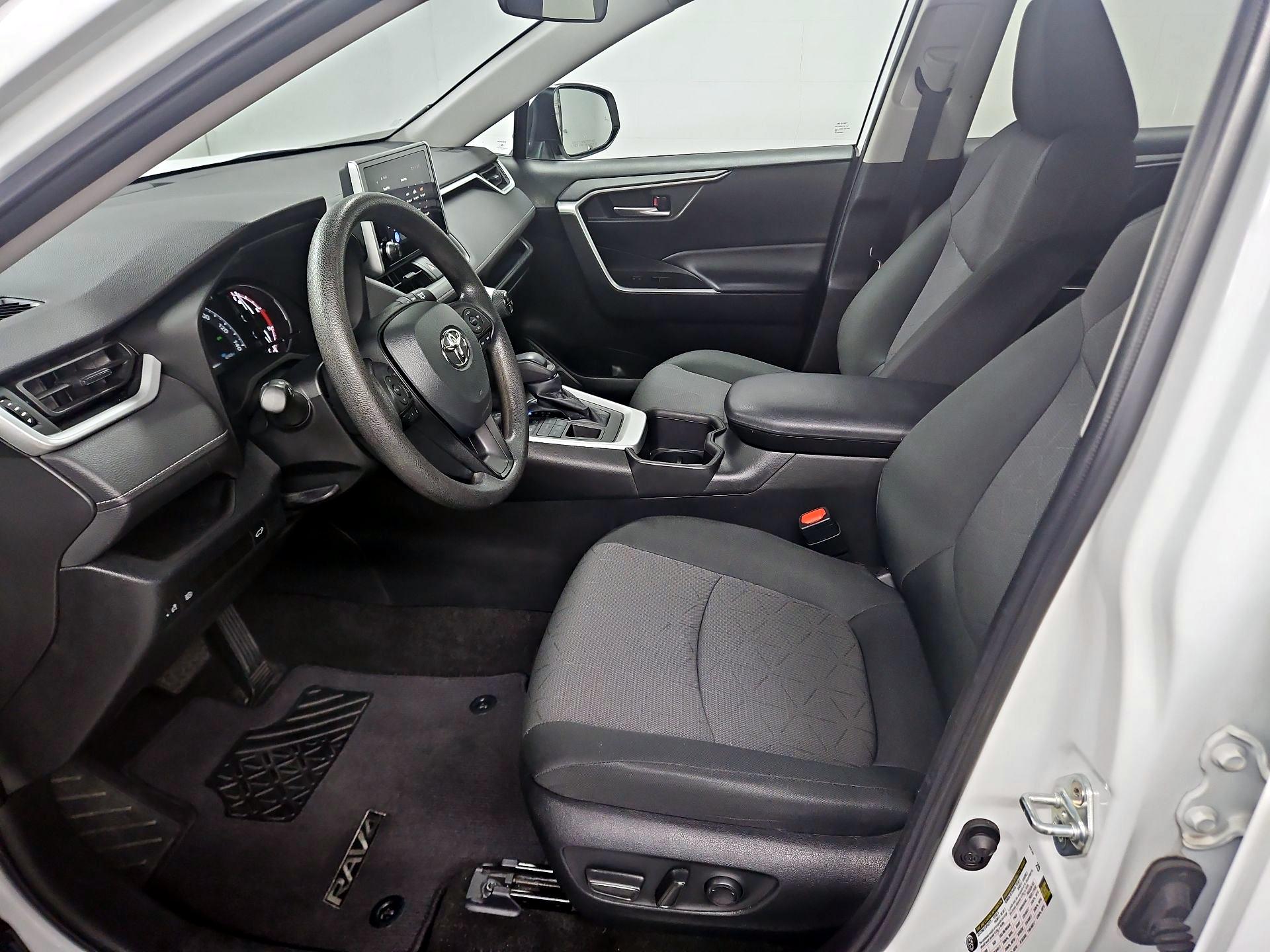 Thumbnail: 2023 Toyota RAV4 - 11