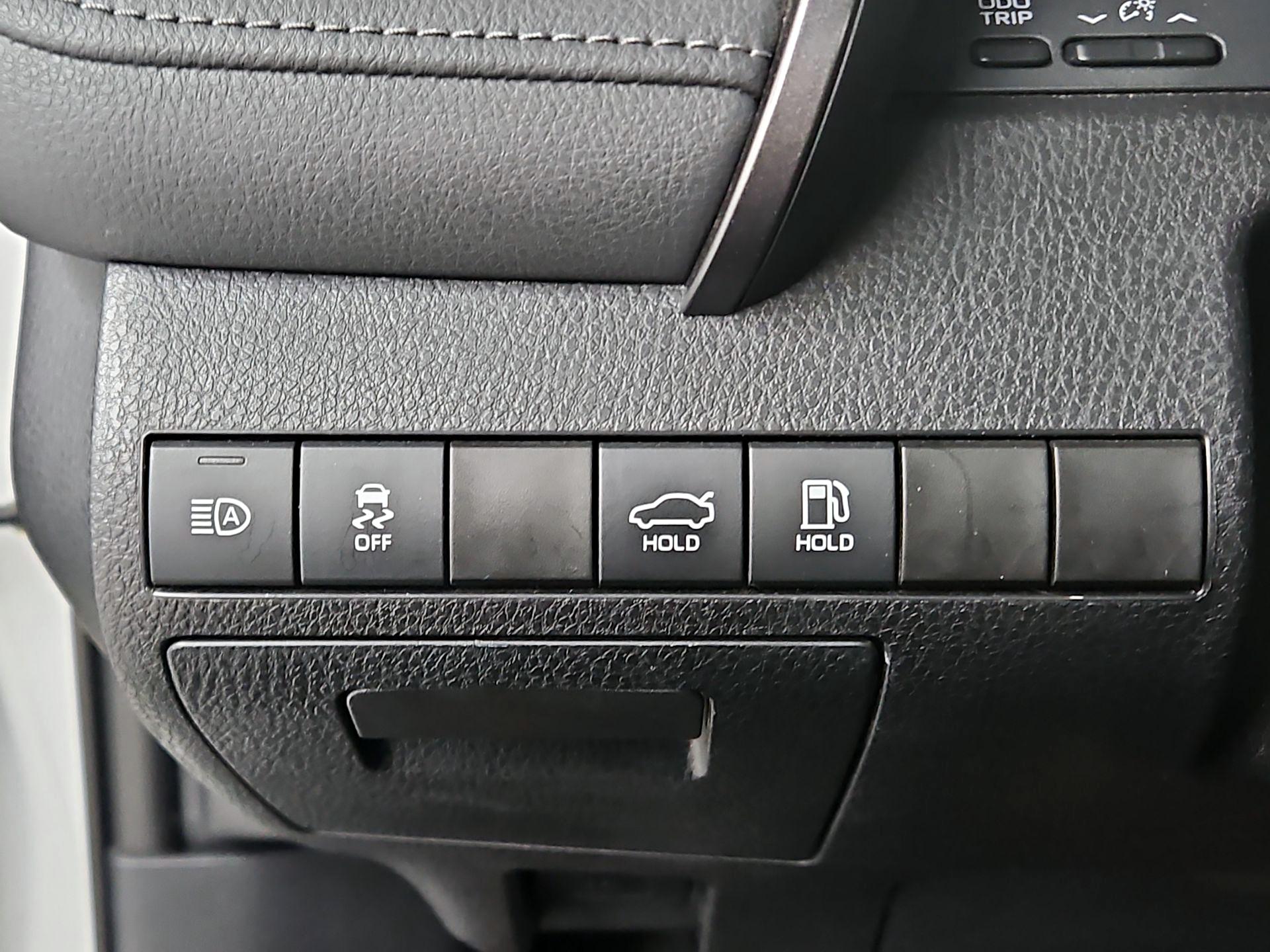 Thumbnail: 2023 Toyota Camry - 13