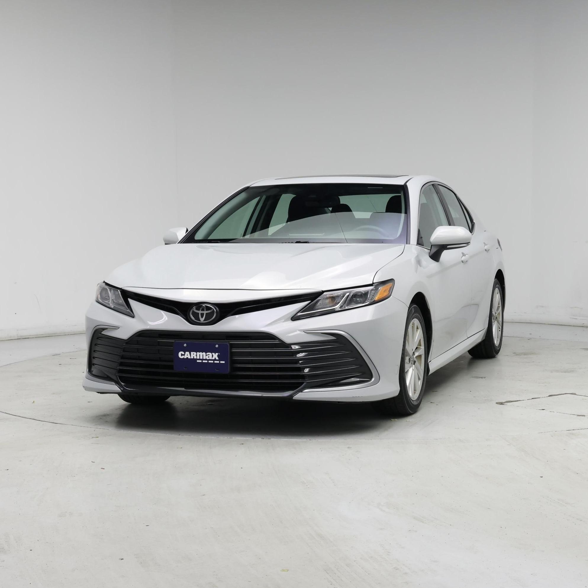 Thumbnail: 2023 Toyota Camry - 4