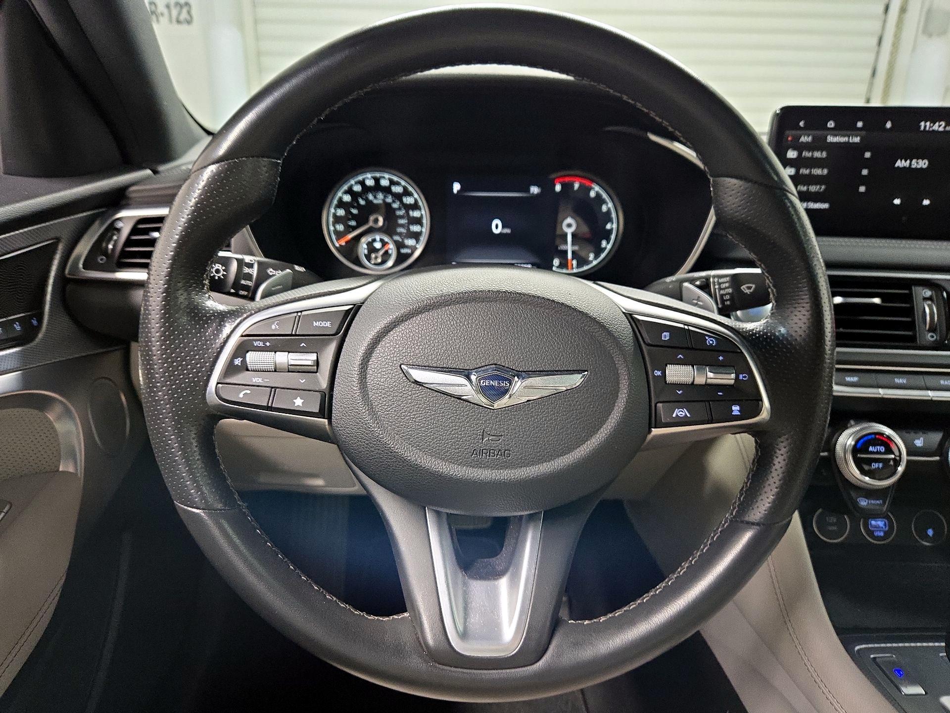 Thumbnail: 2022 Genesis G70 - 10