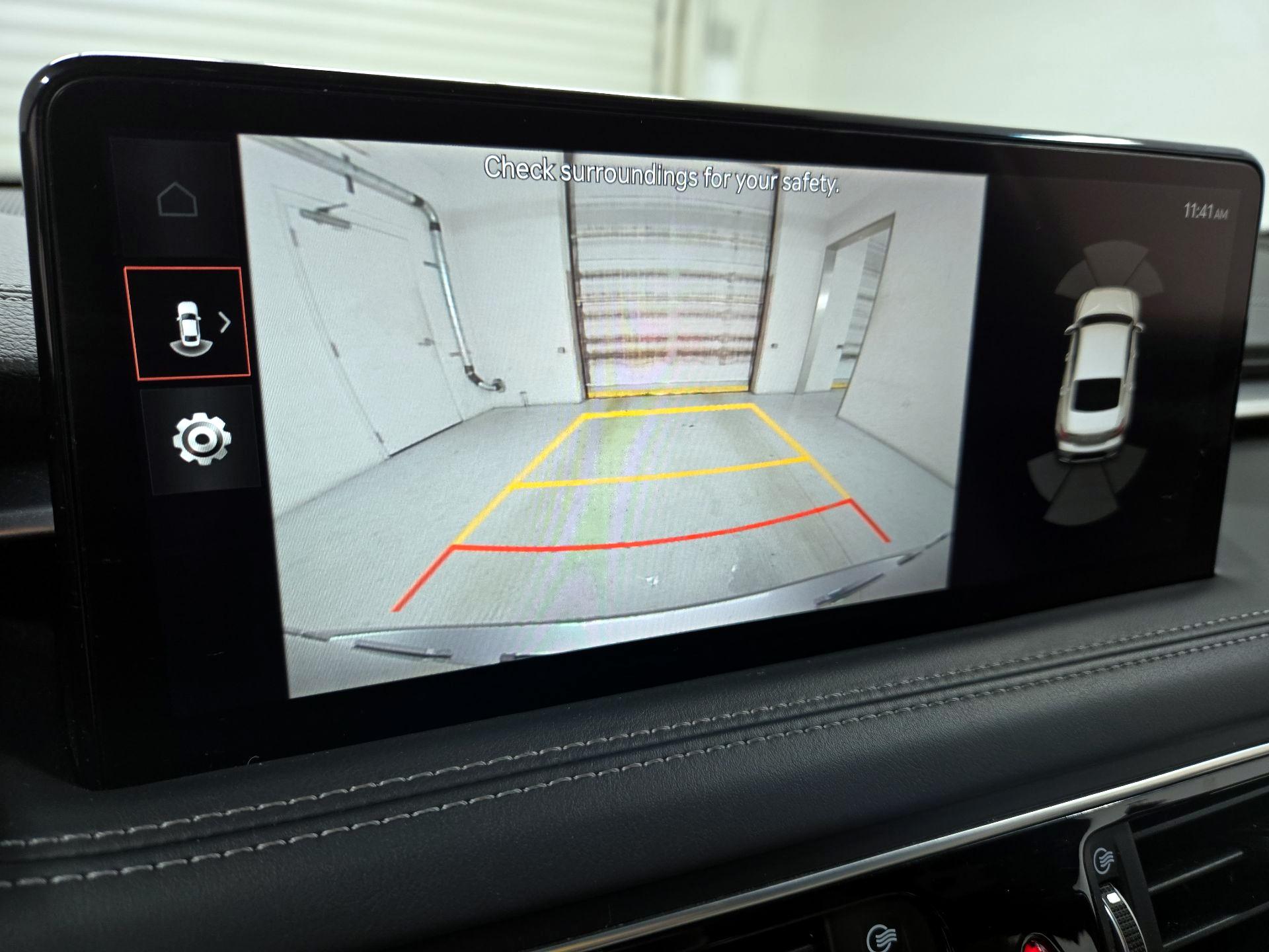 Thumbnail: 2022 Genesis G70 - 15