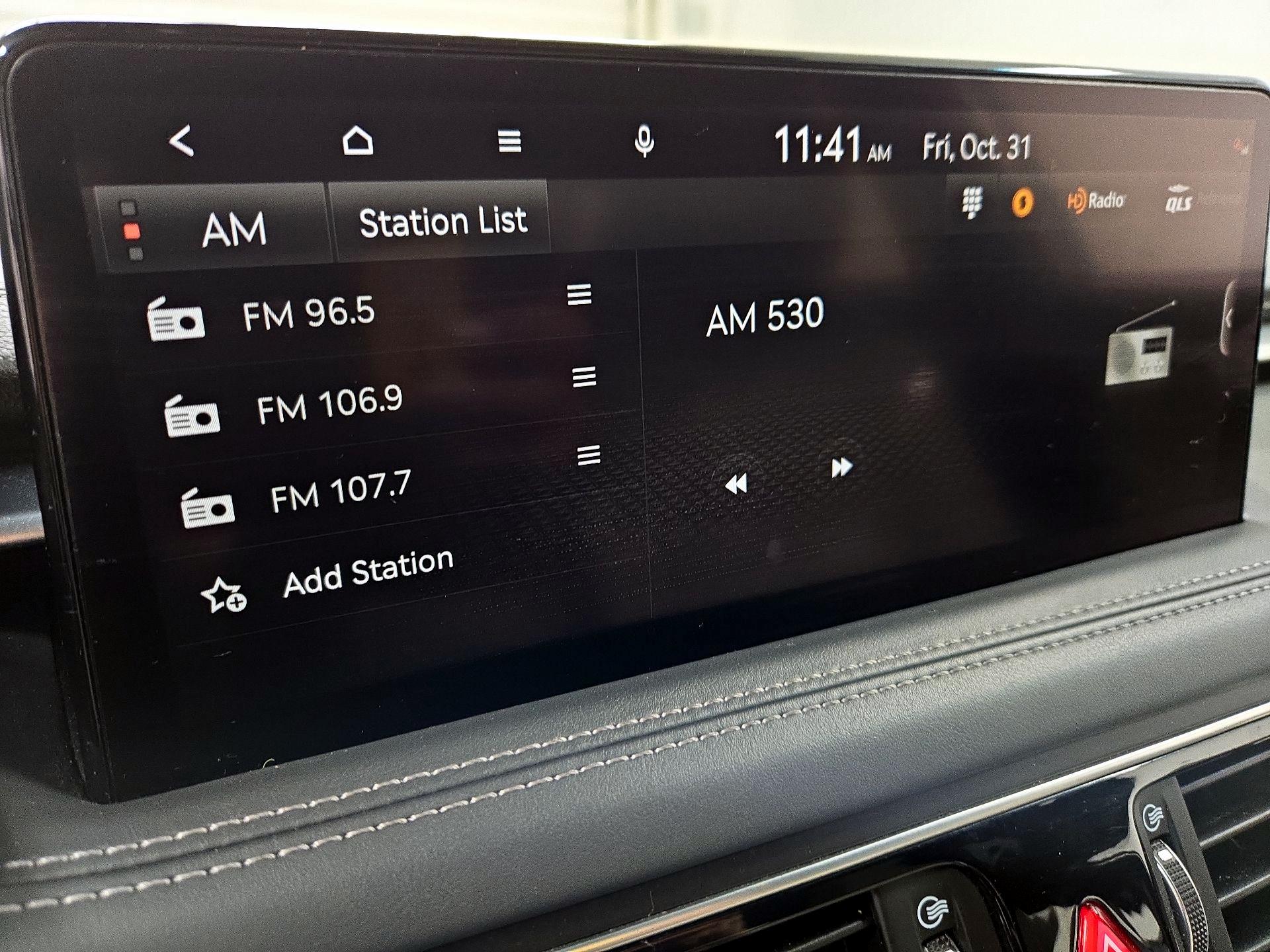 Thumbnail: 2022 Genesis G70 - 16