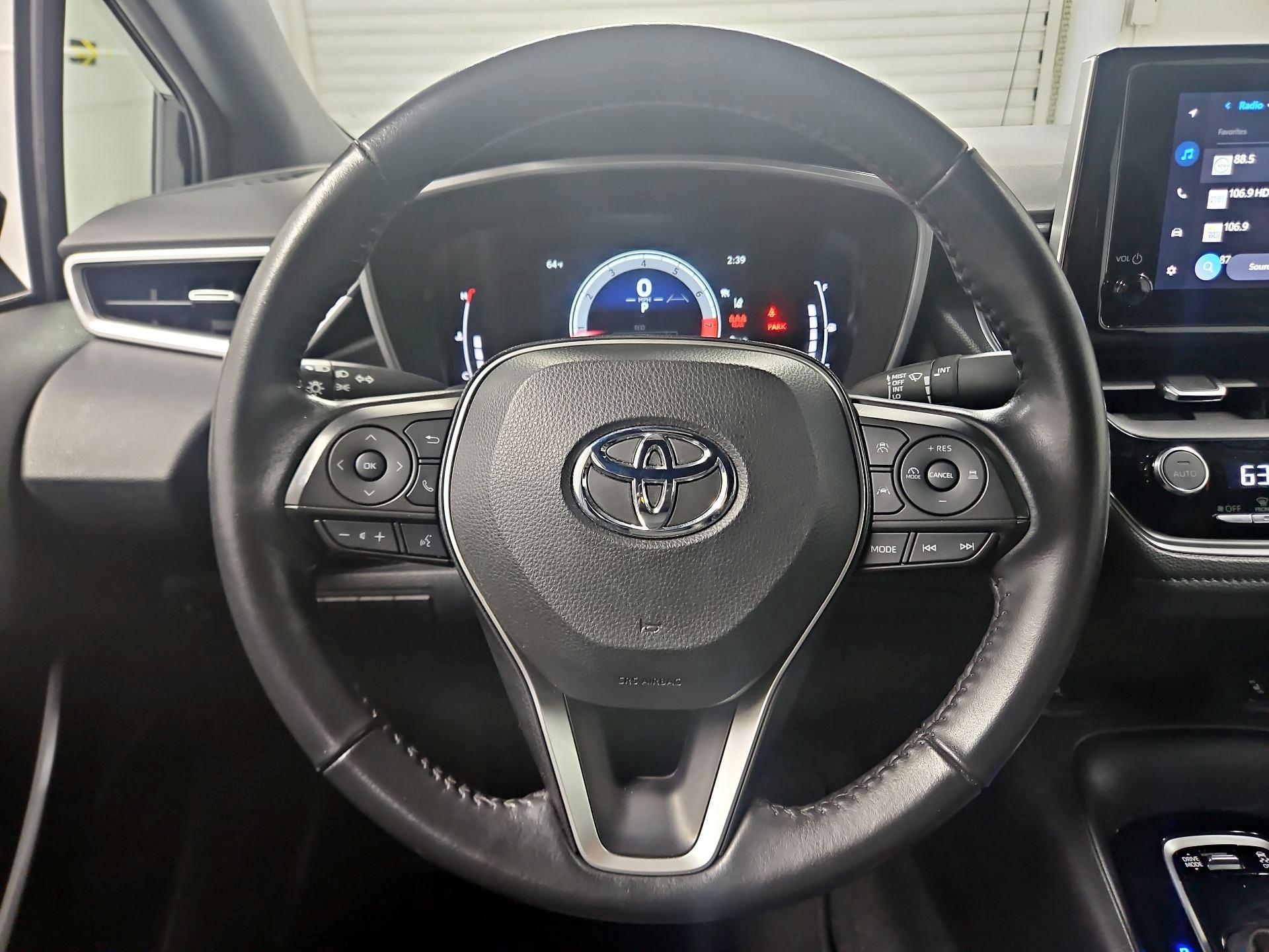 Thumbnail: 2023 Toyota Corolla - 10