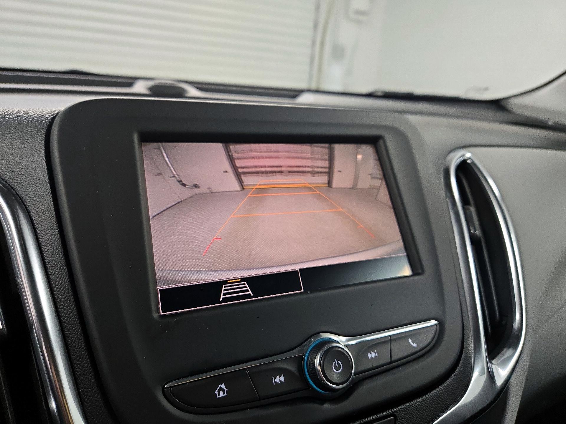 Thumbnail: 2022 Chevrolet Equinox - 14