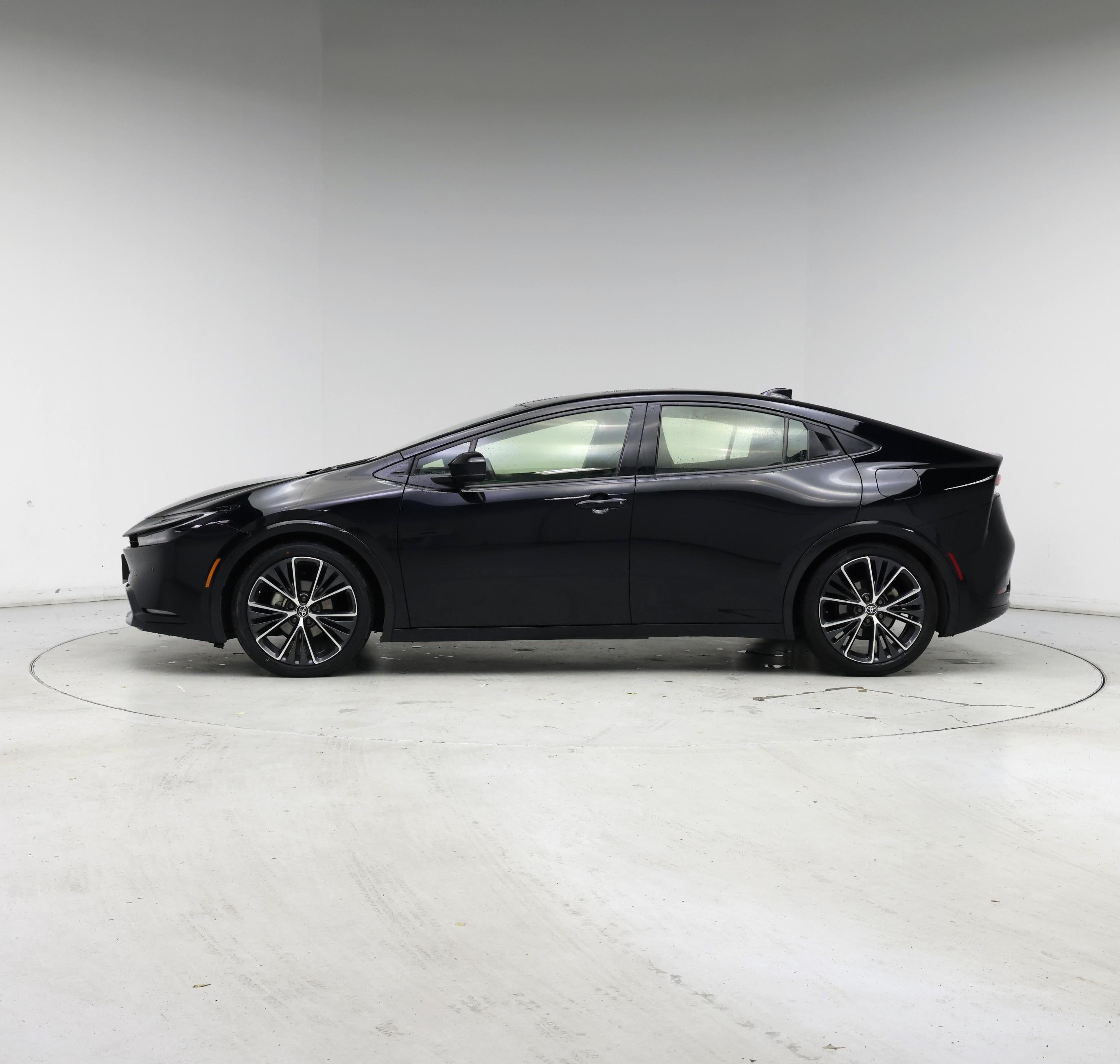 Thumbnail: 2023 Toyota Prius - 3