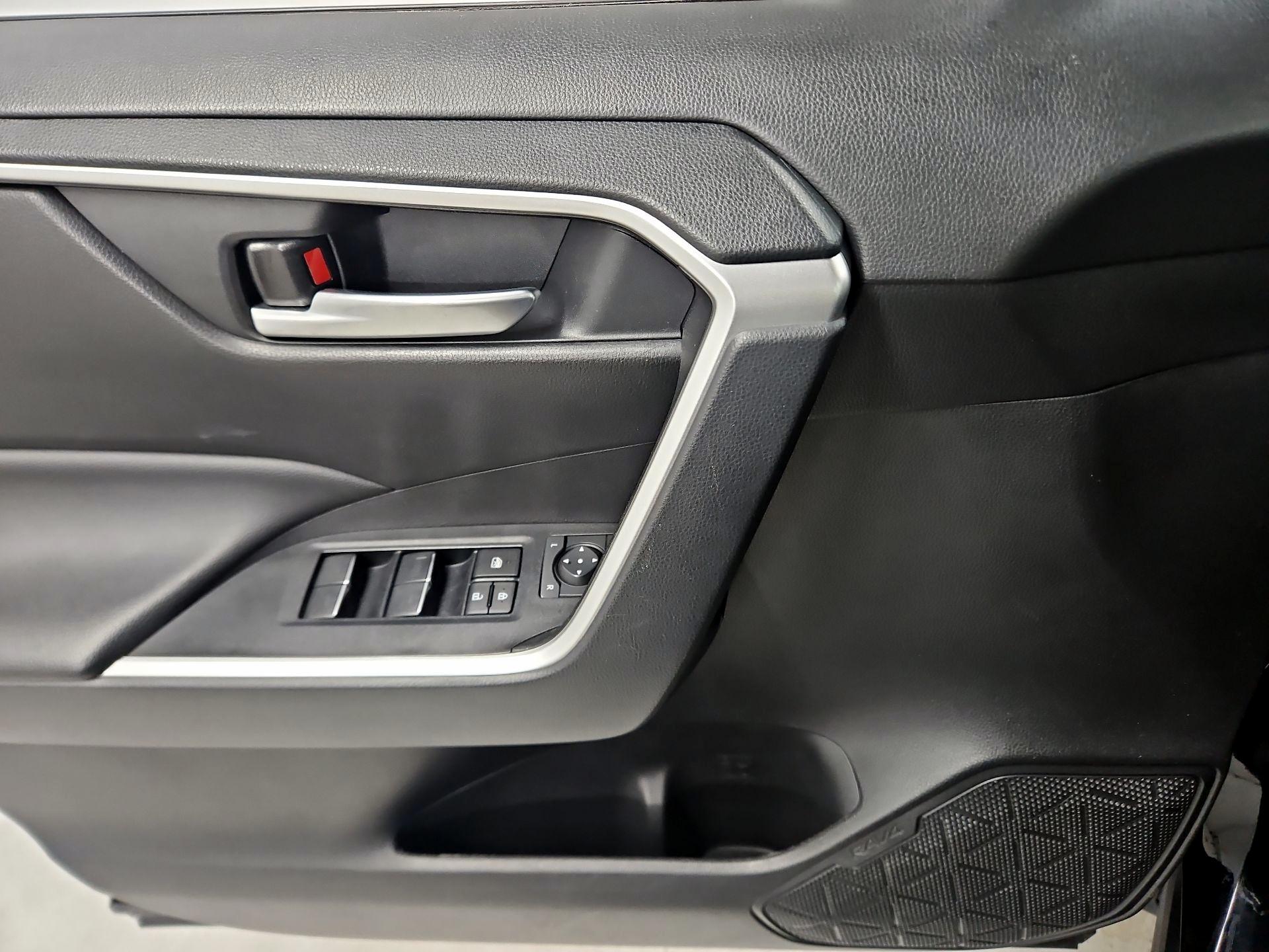 Thumbnail: 2023 Toyota RAV4 - 12