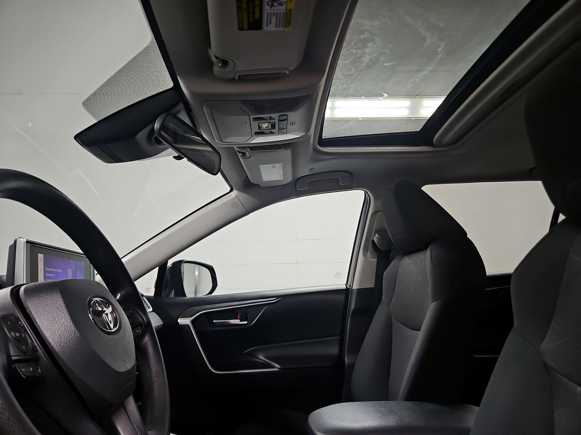 Thumbnail: 2023 Toyota RAV4 - 19