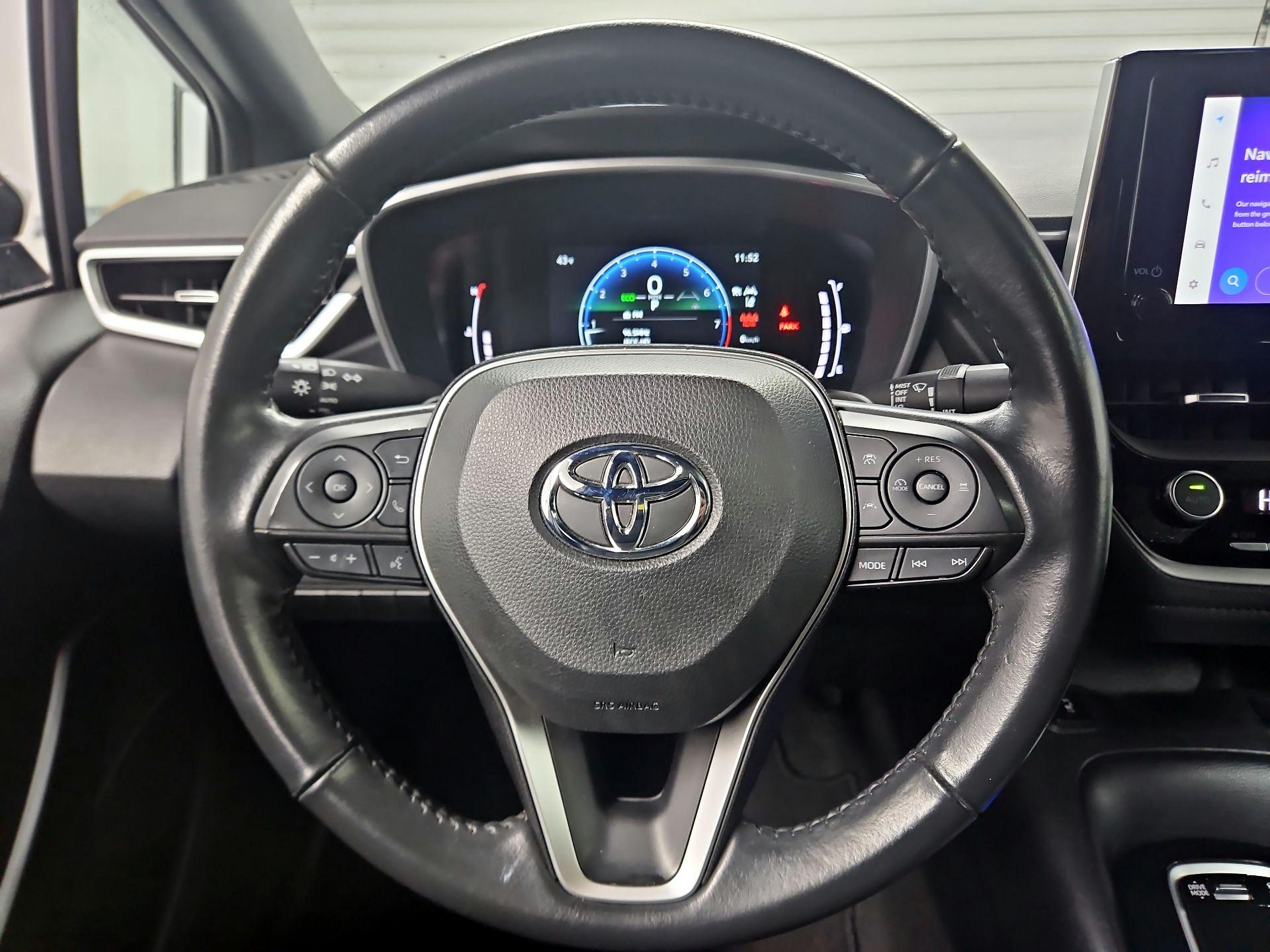 Thumbnail: 2023 Toyota Corolla - 10