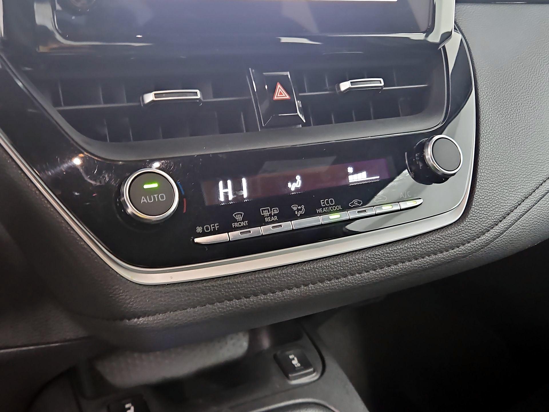 Thumbnail: 2023 Toyota Corolla - 16