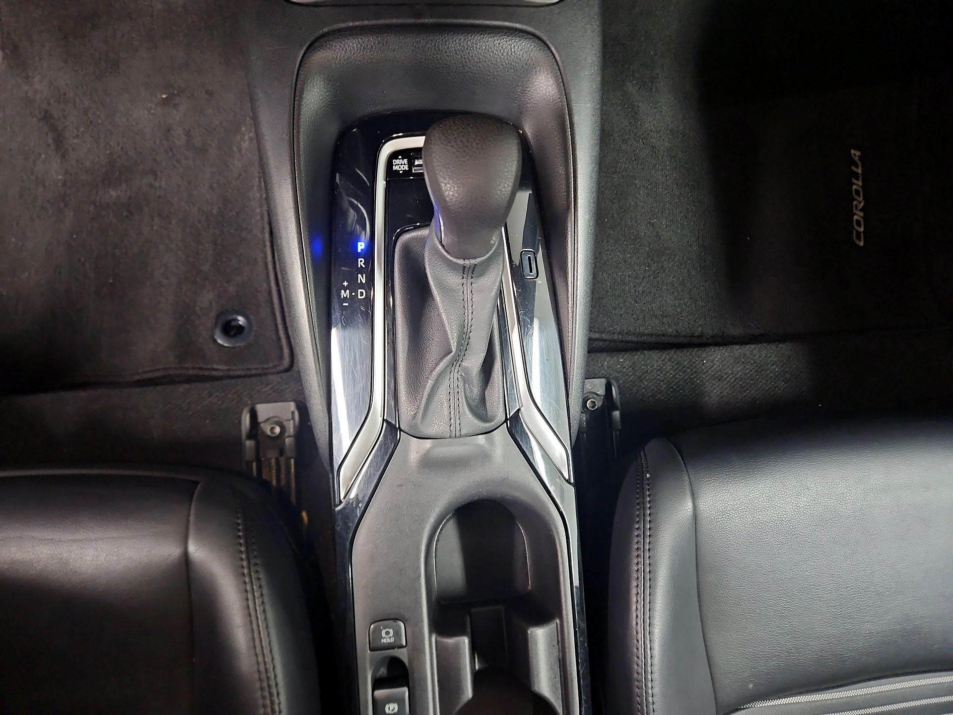Thumbnail: 2023 Toyota Corolla - 17