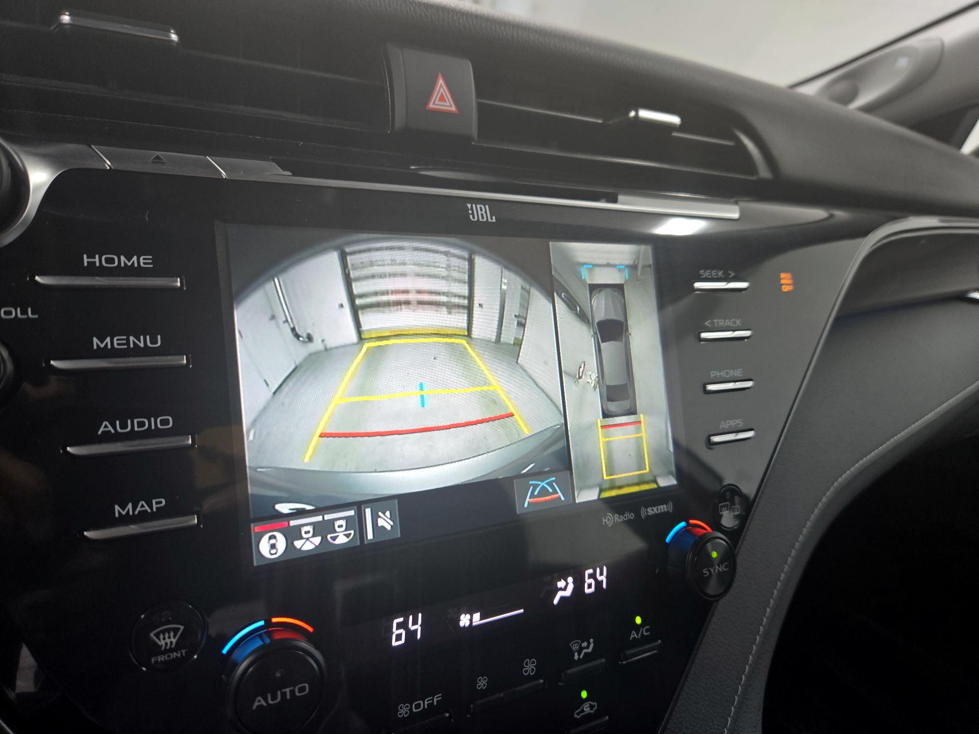 Thumbnail: 2020 Toyota Camry - 14