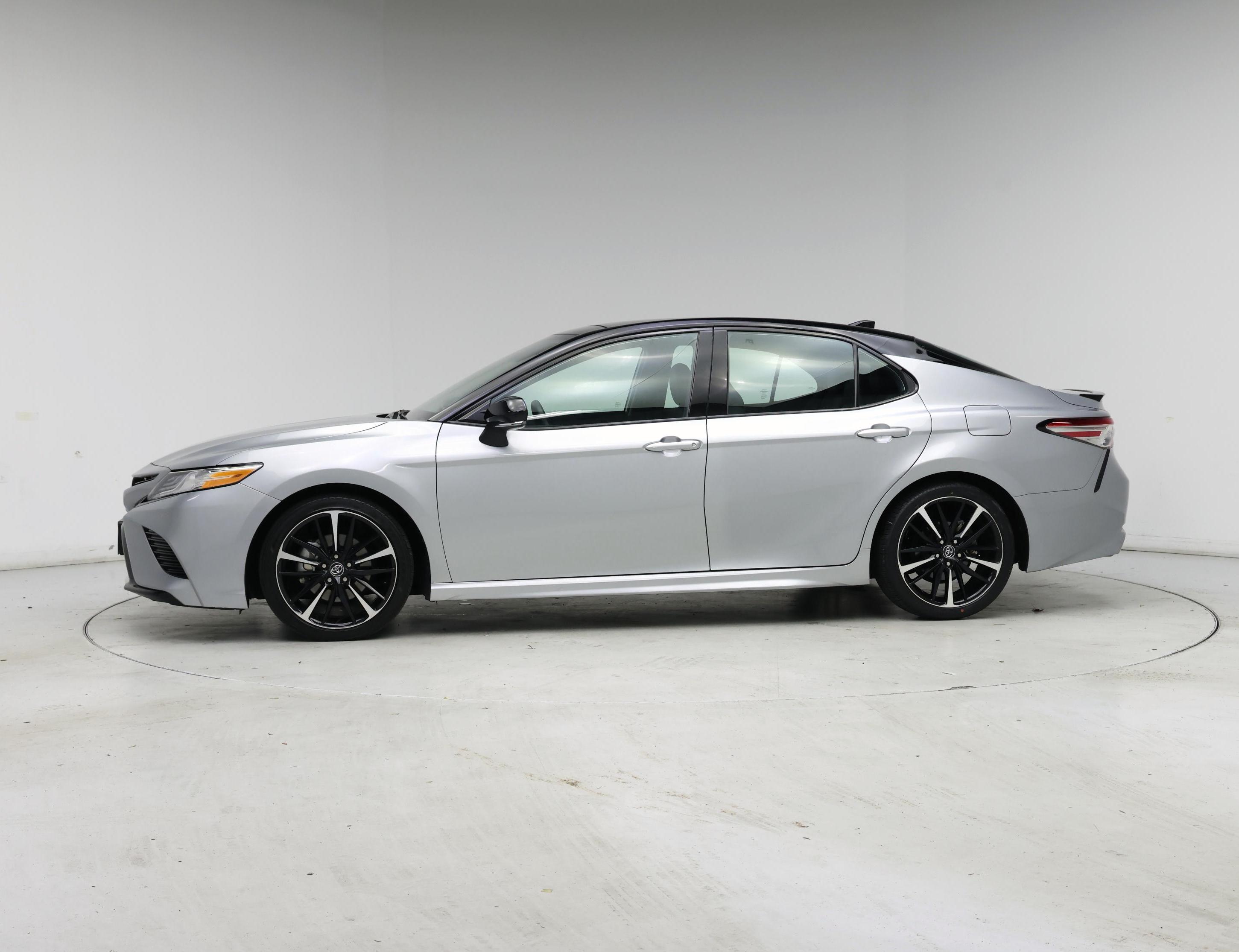 Thumbnail: 2020 Toyota Camry - 3