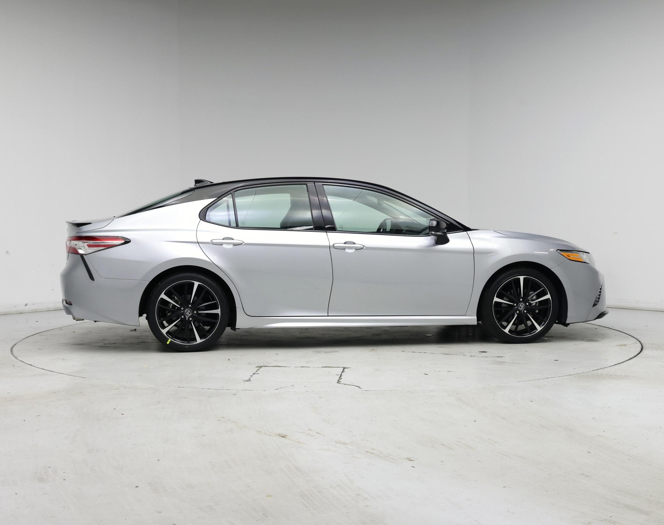 Thumbnail: 2020 Toyota Camry - 7