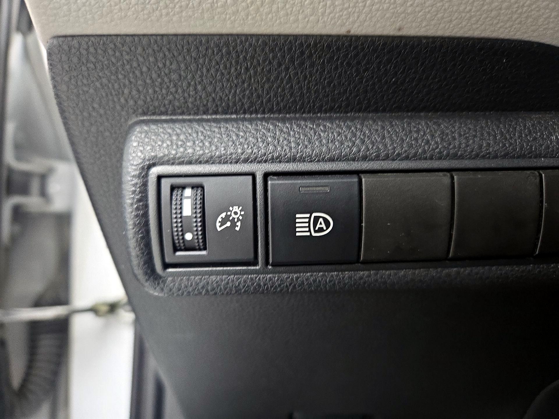 Thumbnail: 2022 Toyota Corolla - 13