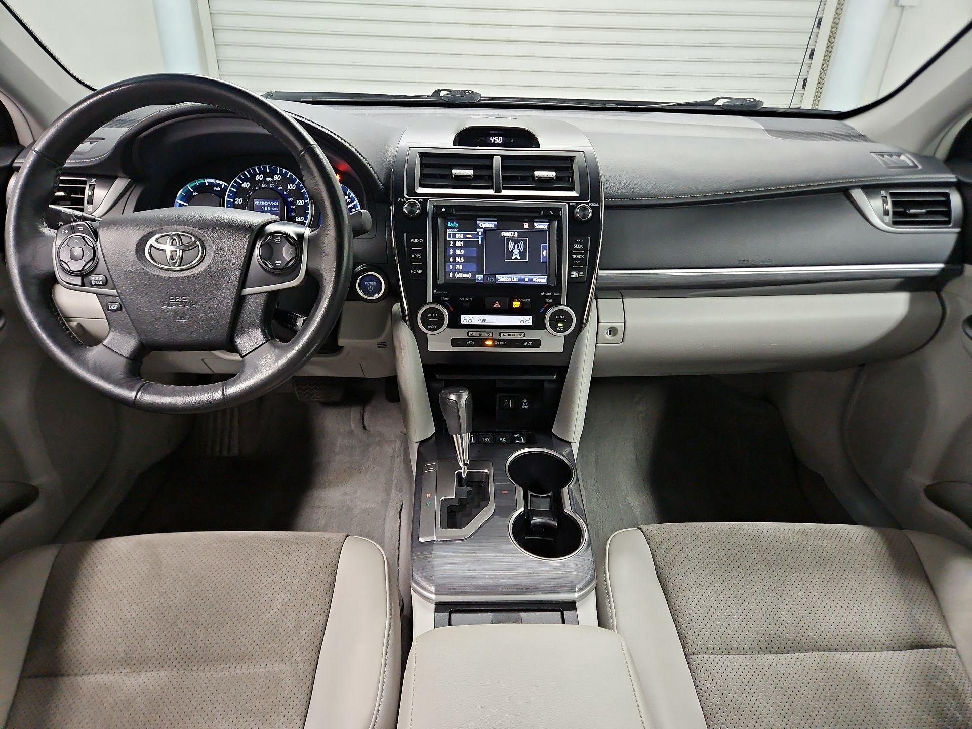 Thumbnail: 2014 Toyota Camry - 9