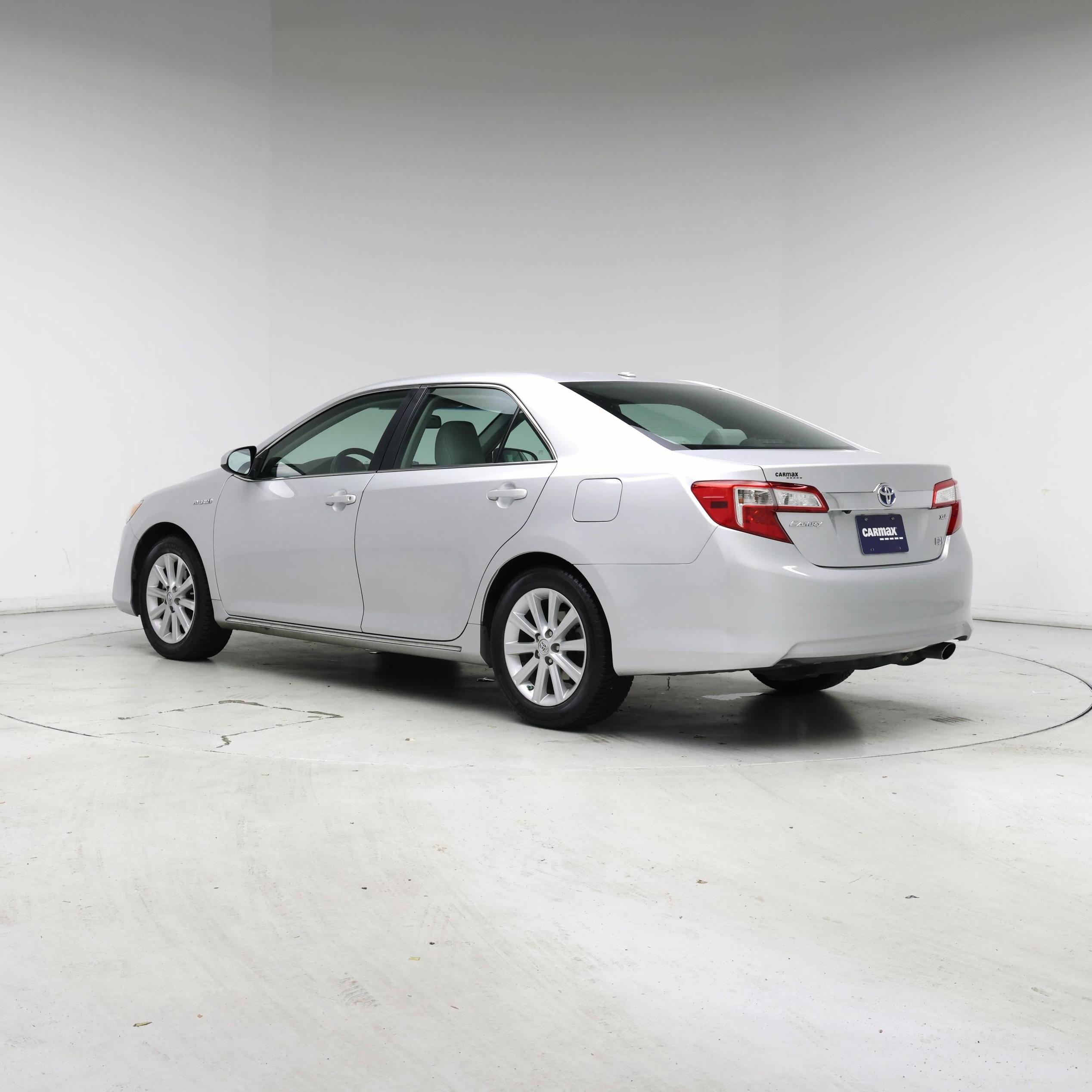 Thumbnail: 2014 Toyota Camry - 2