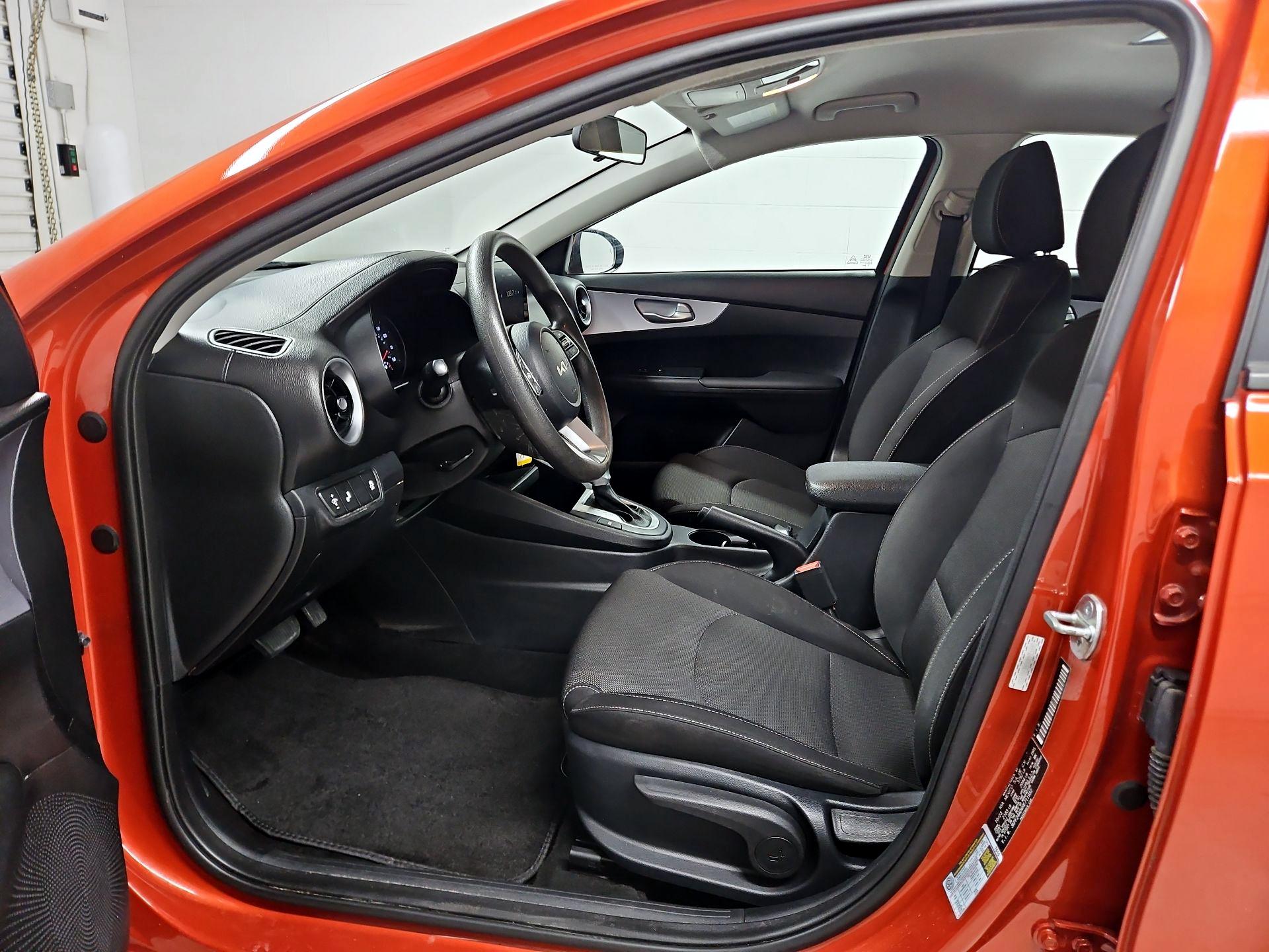 Thumbnail: 2024 Kia Forte - 11