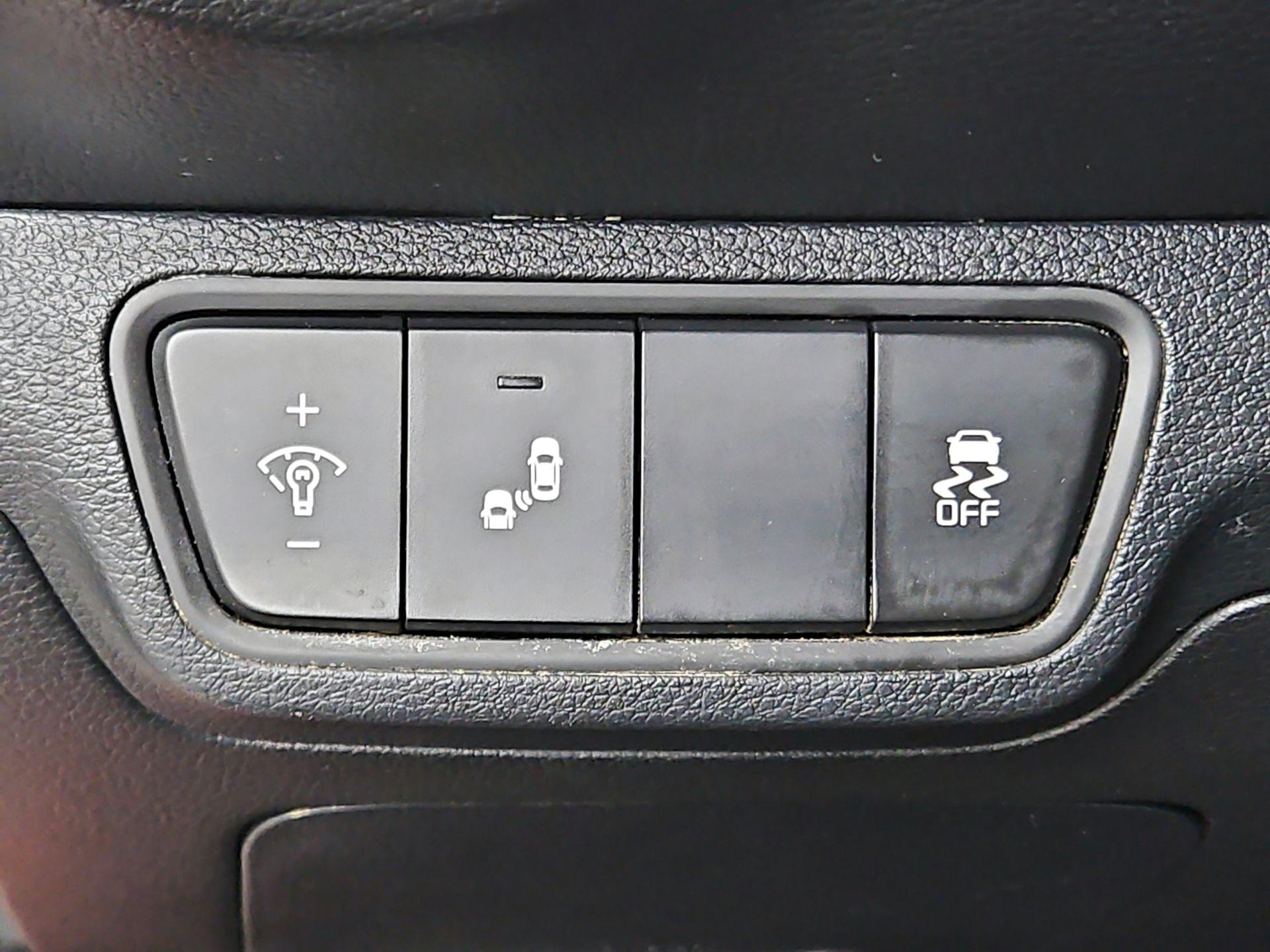 Thumbnail: 2024 Kia Forte - 13