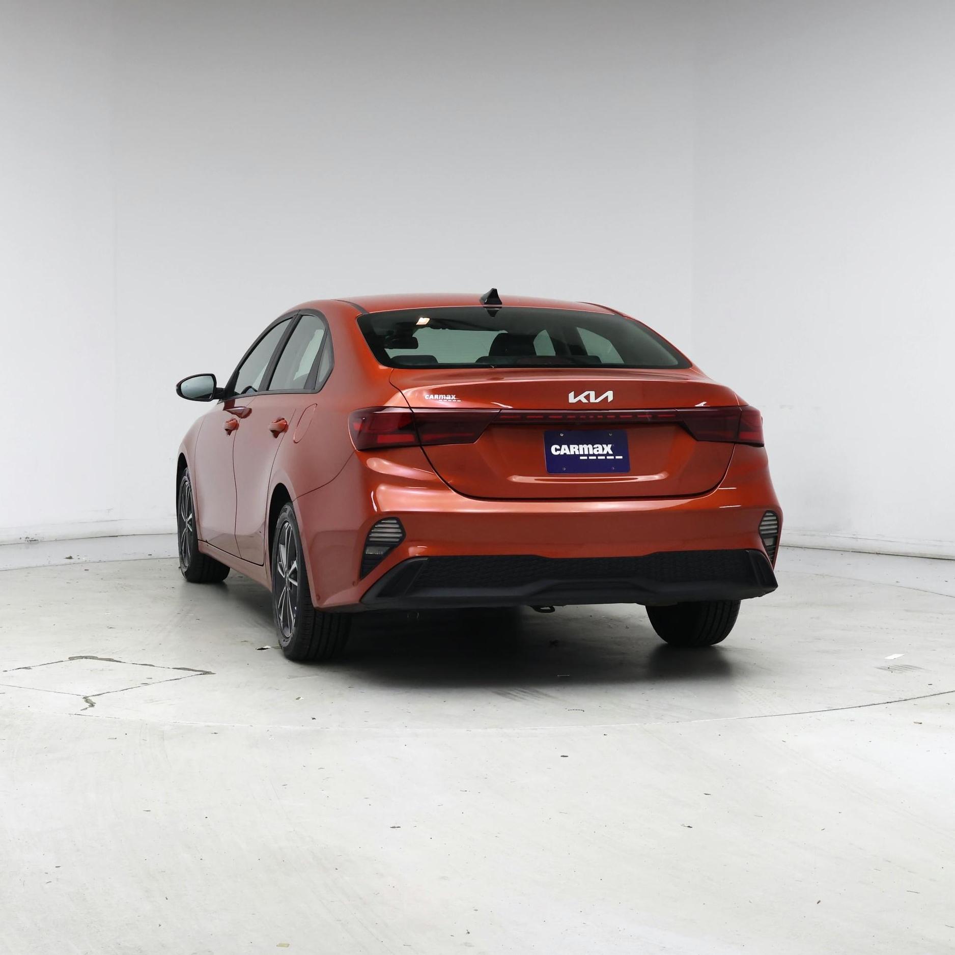 Thumbnail: 2024 Kia Forte - 6