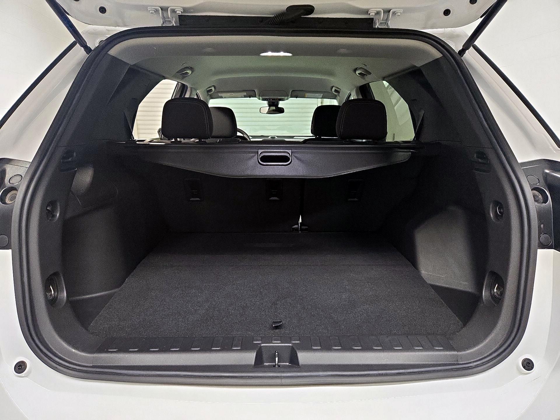 Thumbnail: 2024 Chevrolet Equinox - 20