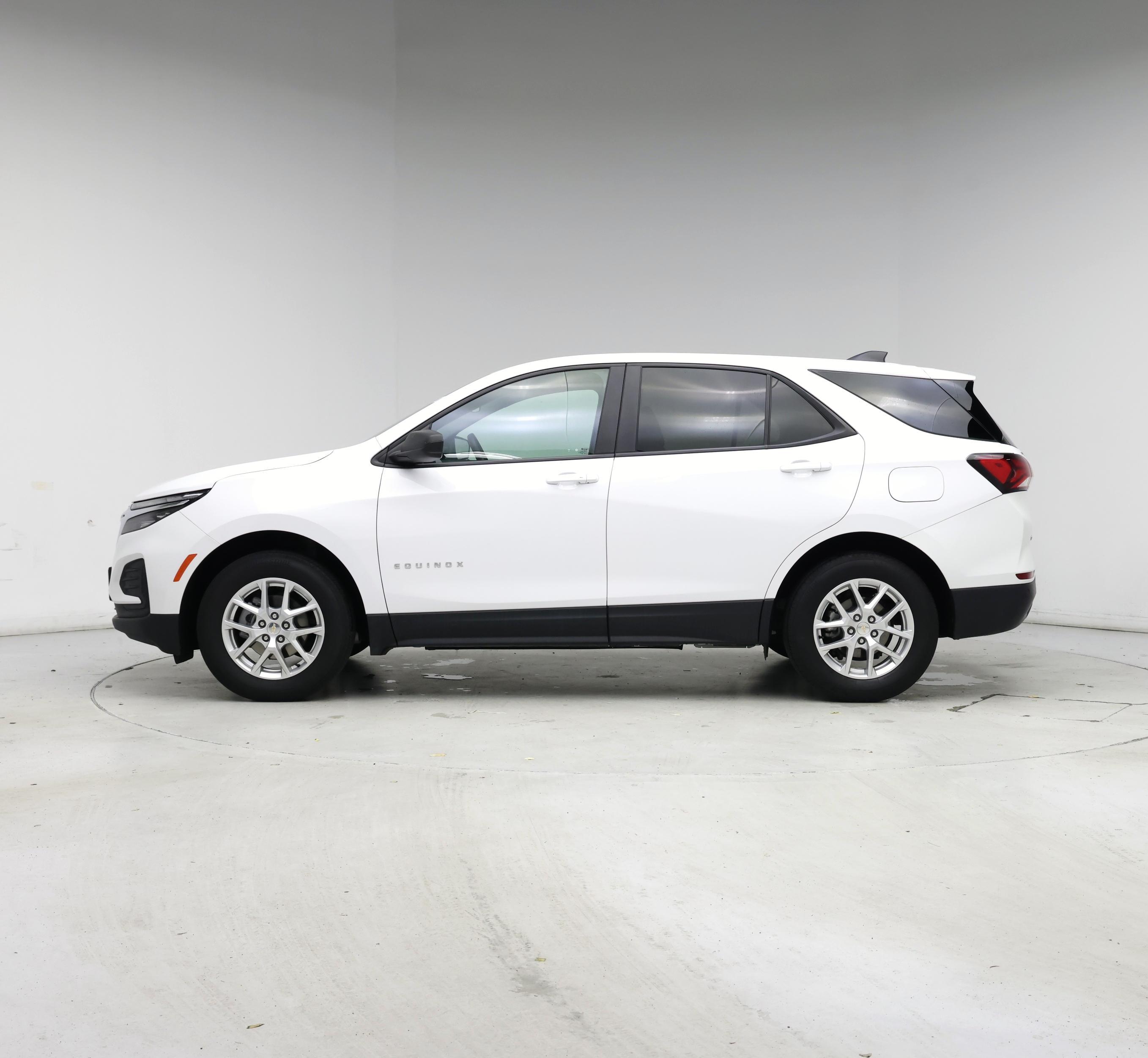 Thumbnail: 2024 Chevrolet Equinox - 3