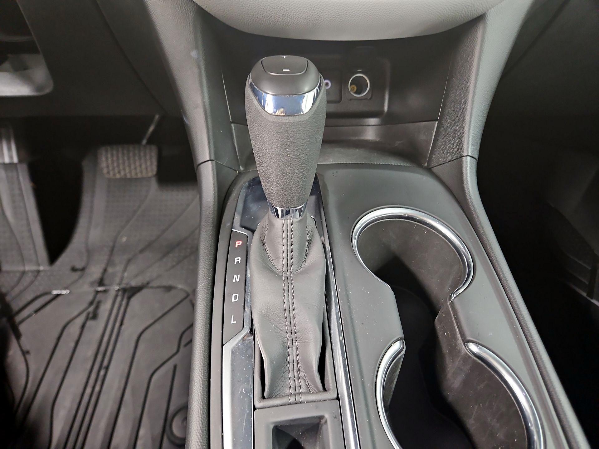 Thumbnail: 2020 Chevrolet Equinox - 17