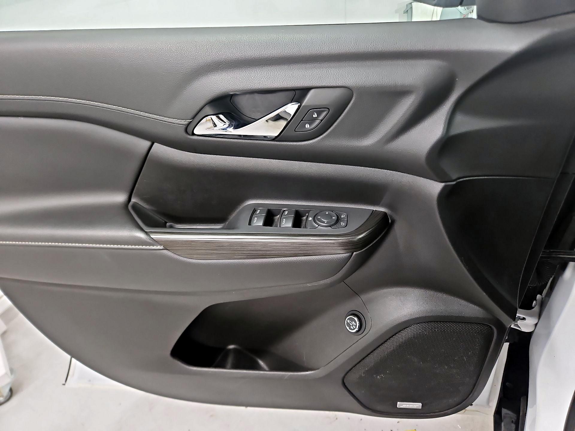 Thumbnail: 2023 GMC Acadia - 12