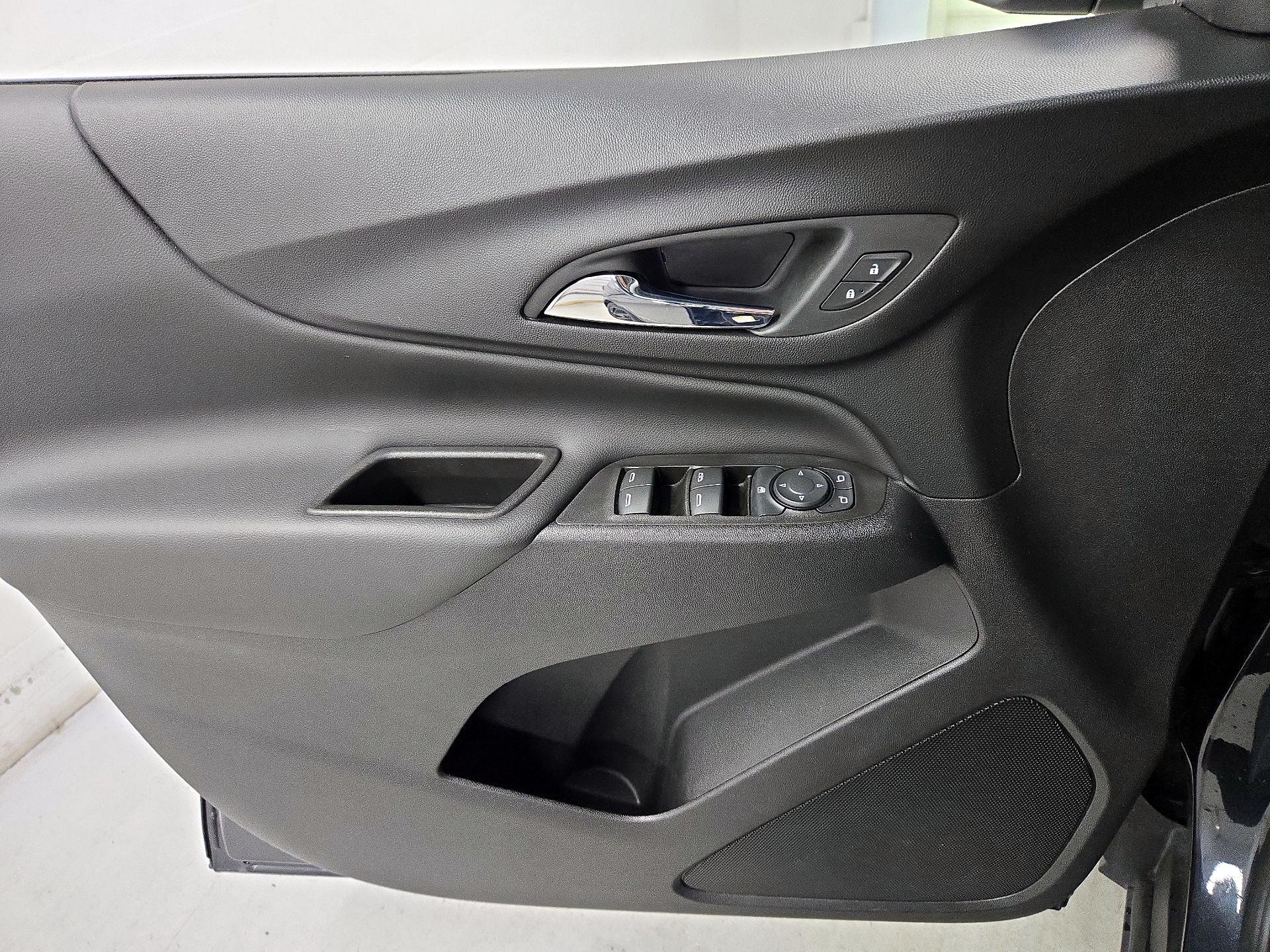 Thumbnail: 2023 Chevrolet Equinox - 12