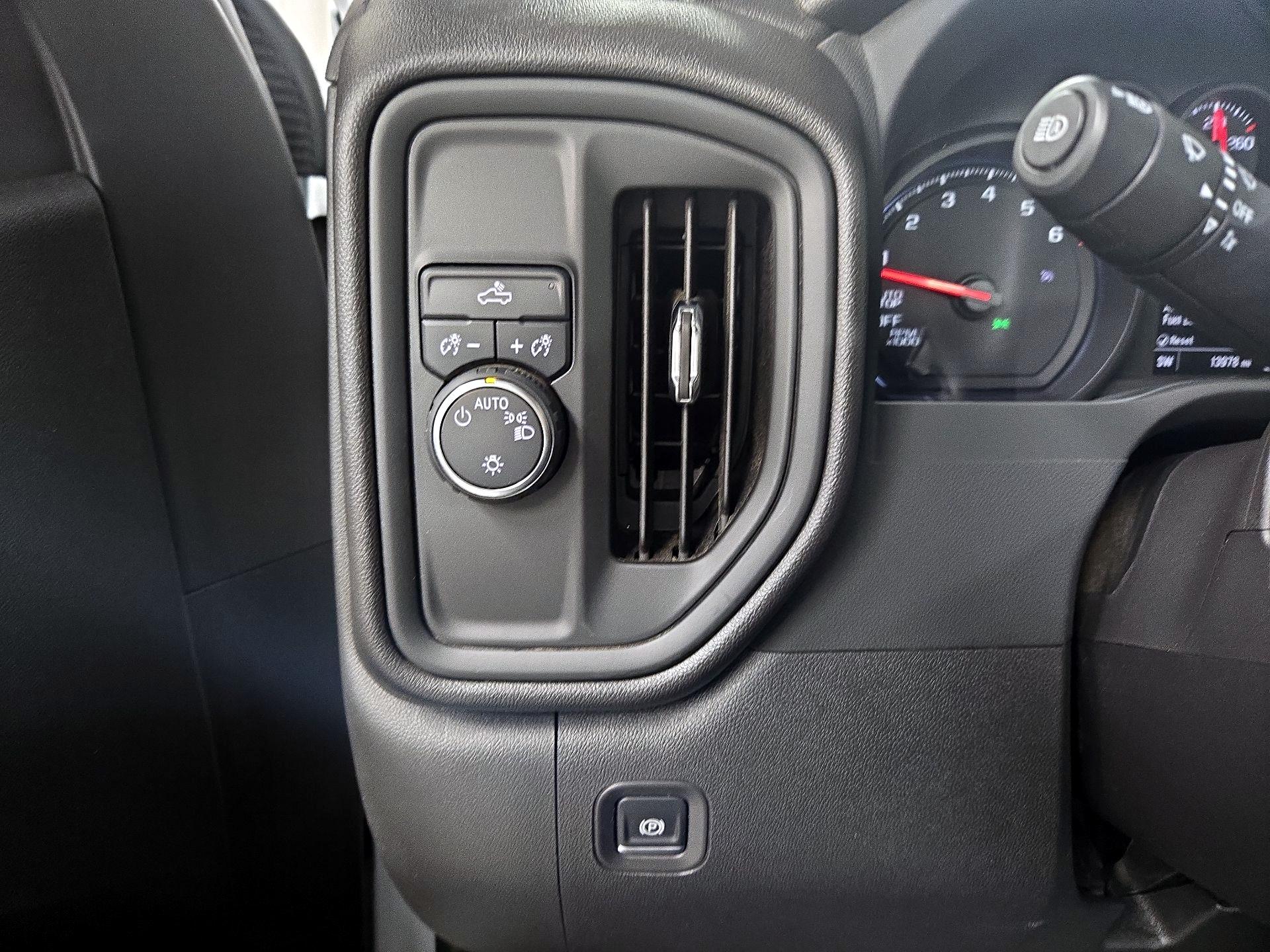 Thumbnail: 2024 Chevrolet Silverado 1500 - 13