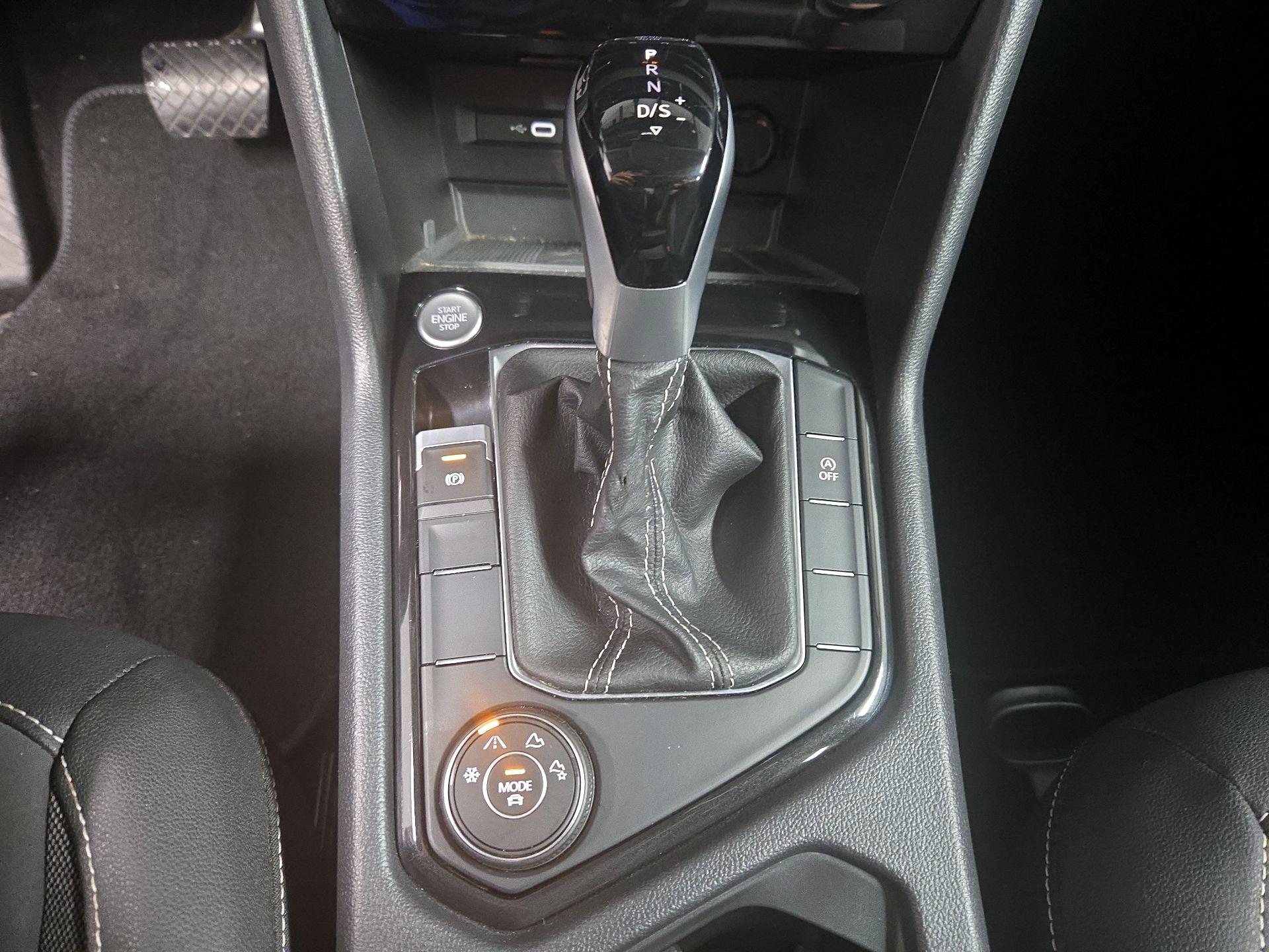 Thumbnail: 2024 Volkswagen Taos - 17