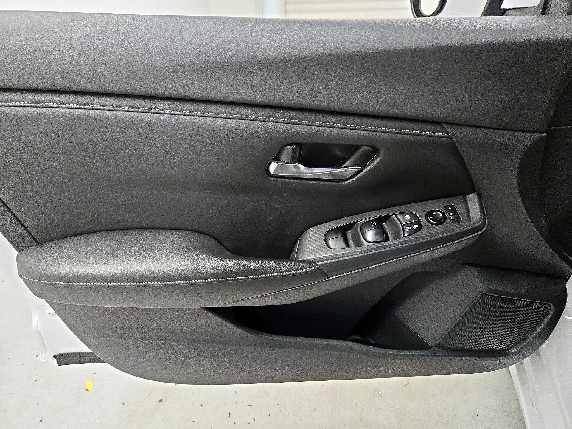 Thumbnail: 2020 Nissan Sentra - 12