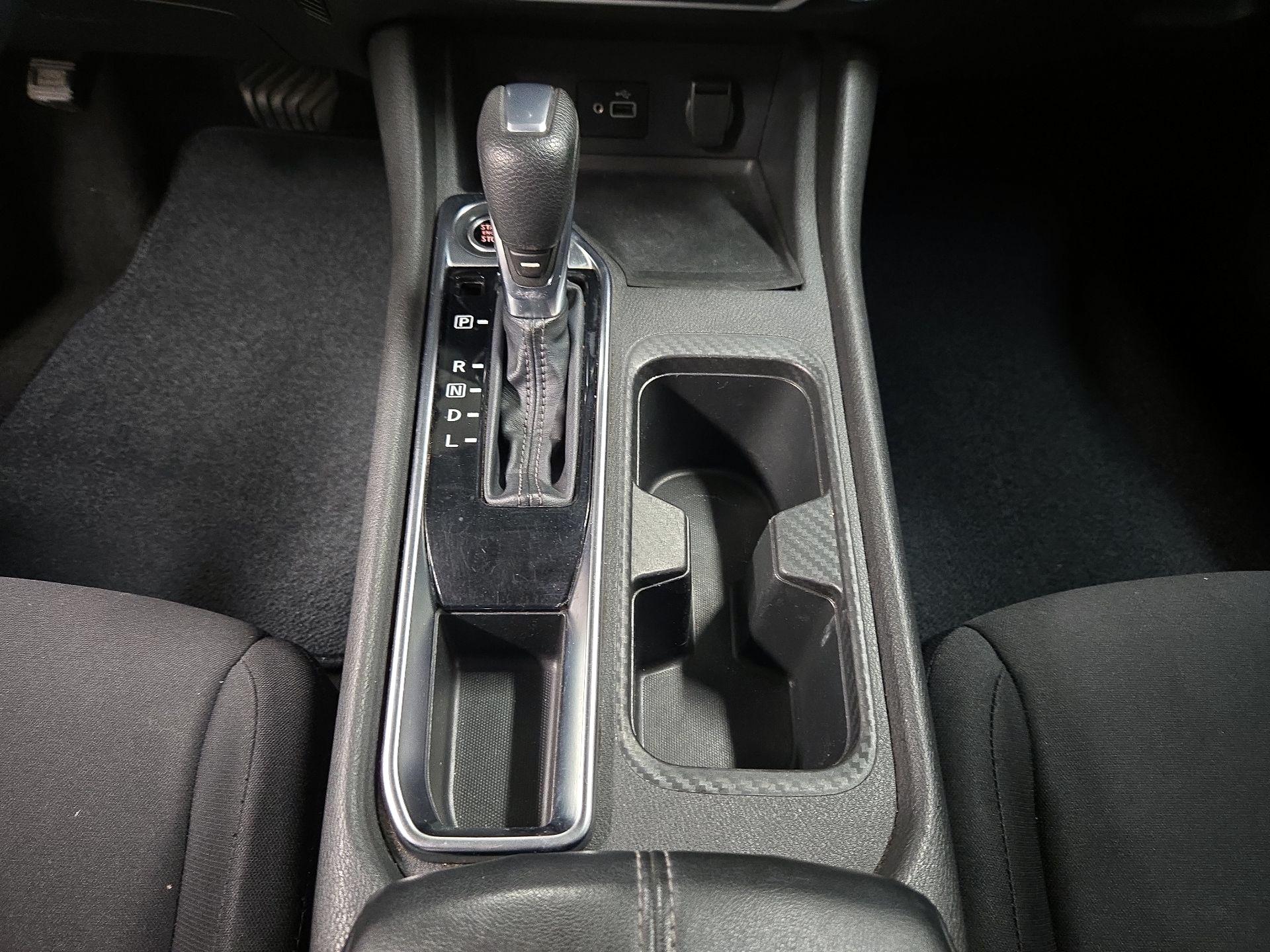 Thumbnail: 2020 Nissan Sentra - 17